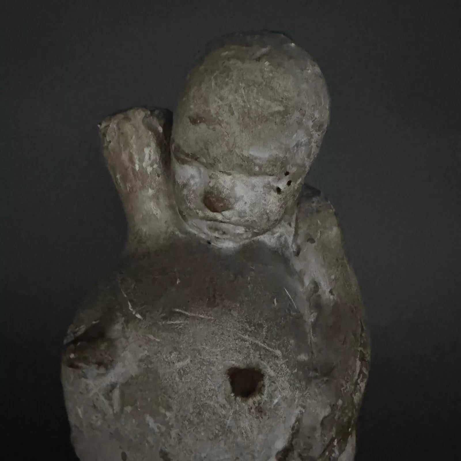 Studio plaster by Charles Filleul – Child holding an amphora. en vente 2