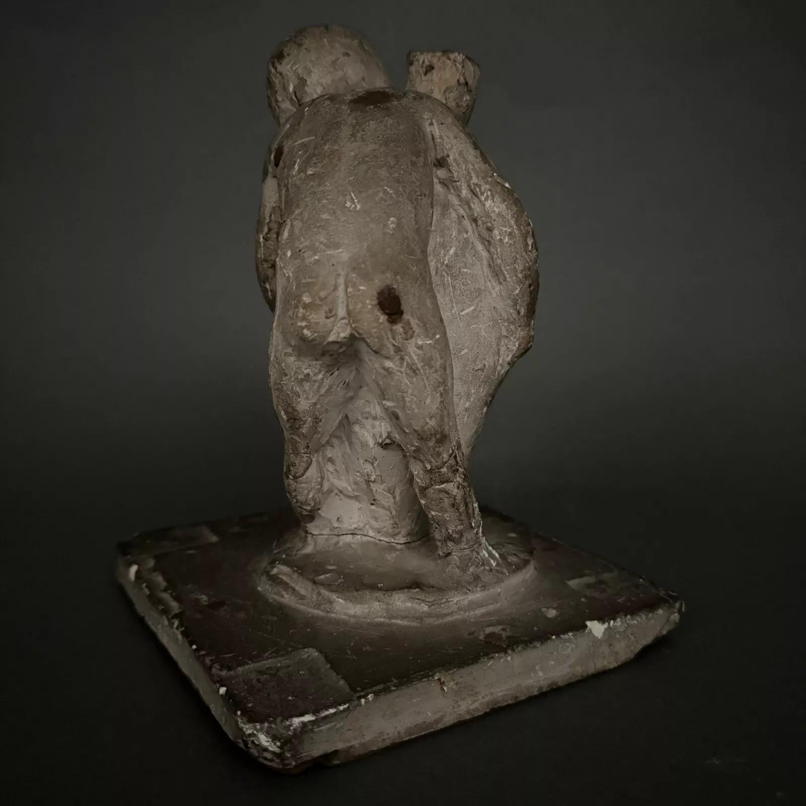 Français Studio plaster by Charles Filleul – Child holding an amphora. en vente