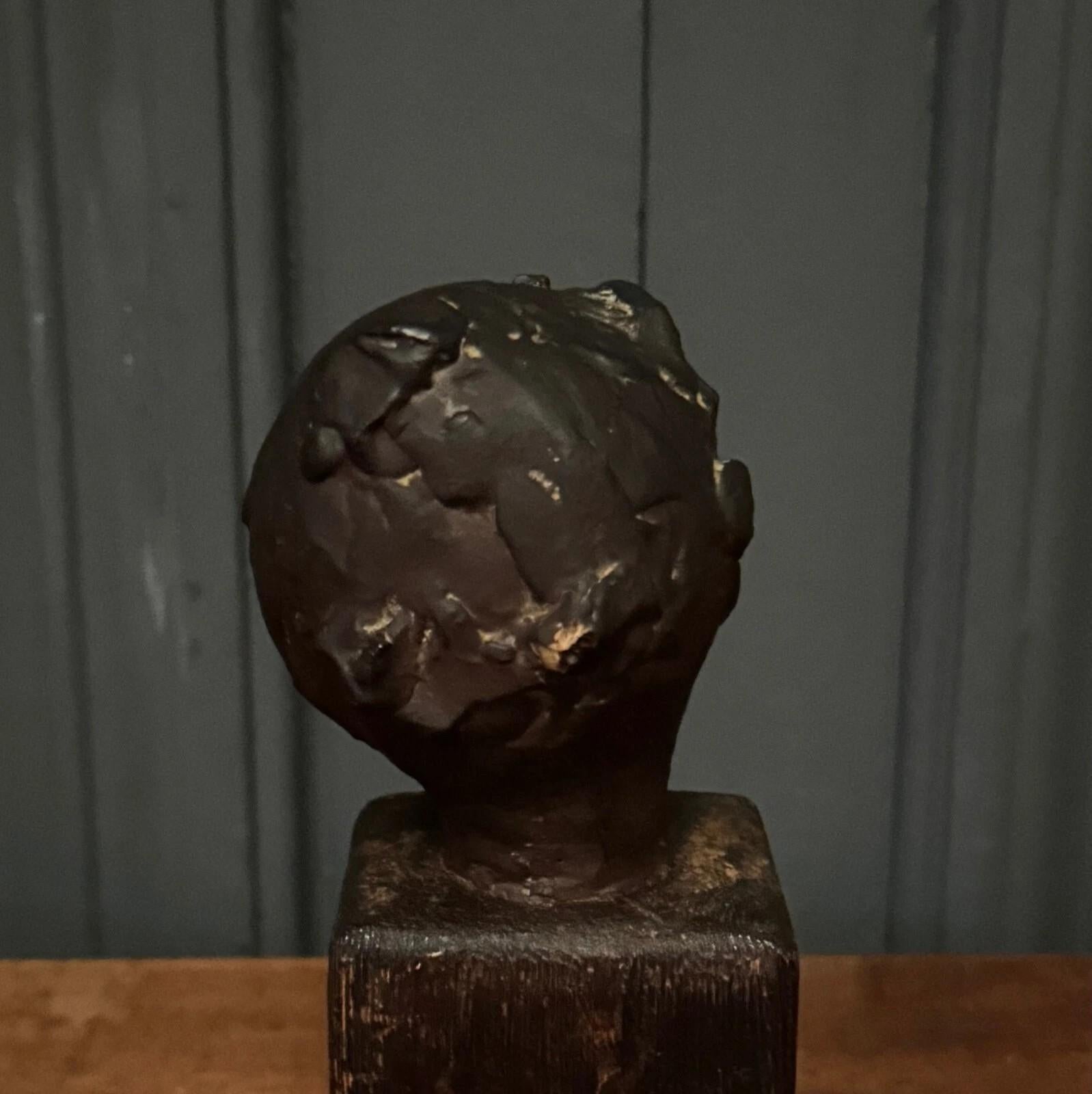 Sculpté à la main Studio plaster by Charles Filleul depicting a young boy. en vente