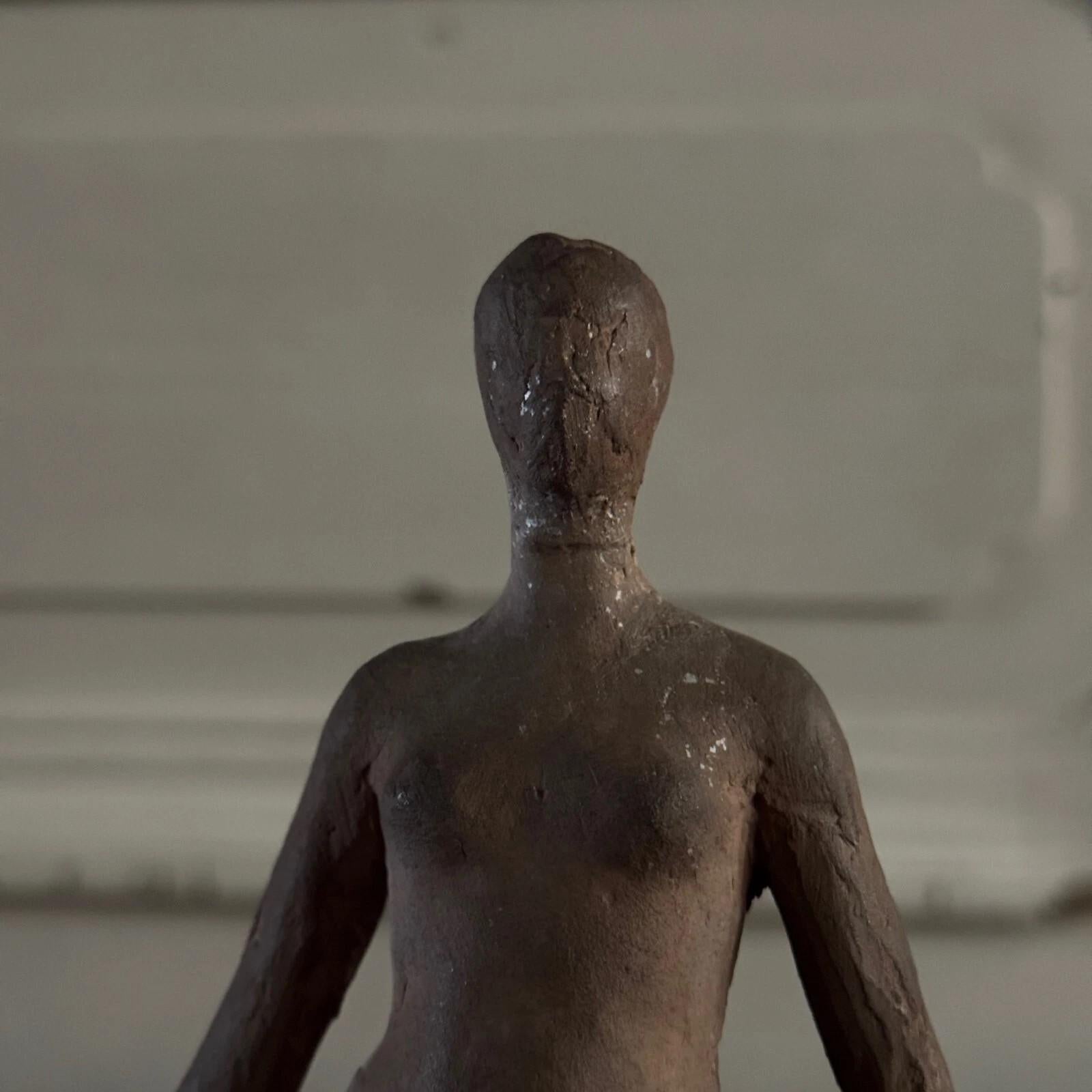 Studio plaster sculpture by Charles Filleul – nude woman in terracotta in vendita 1