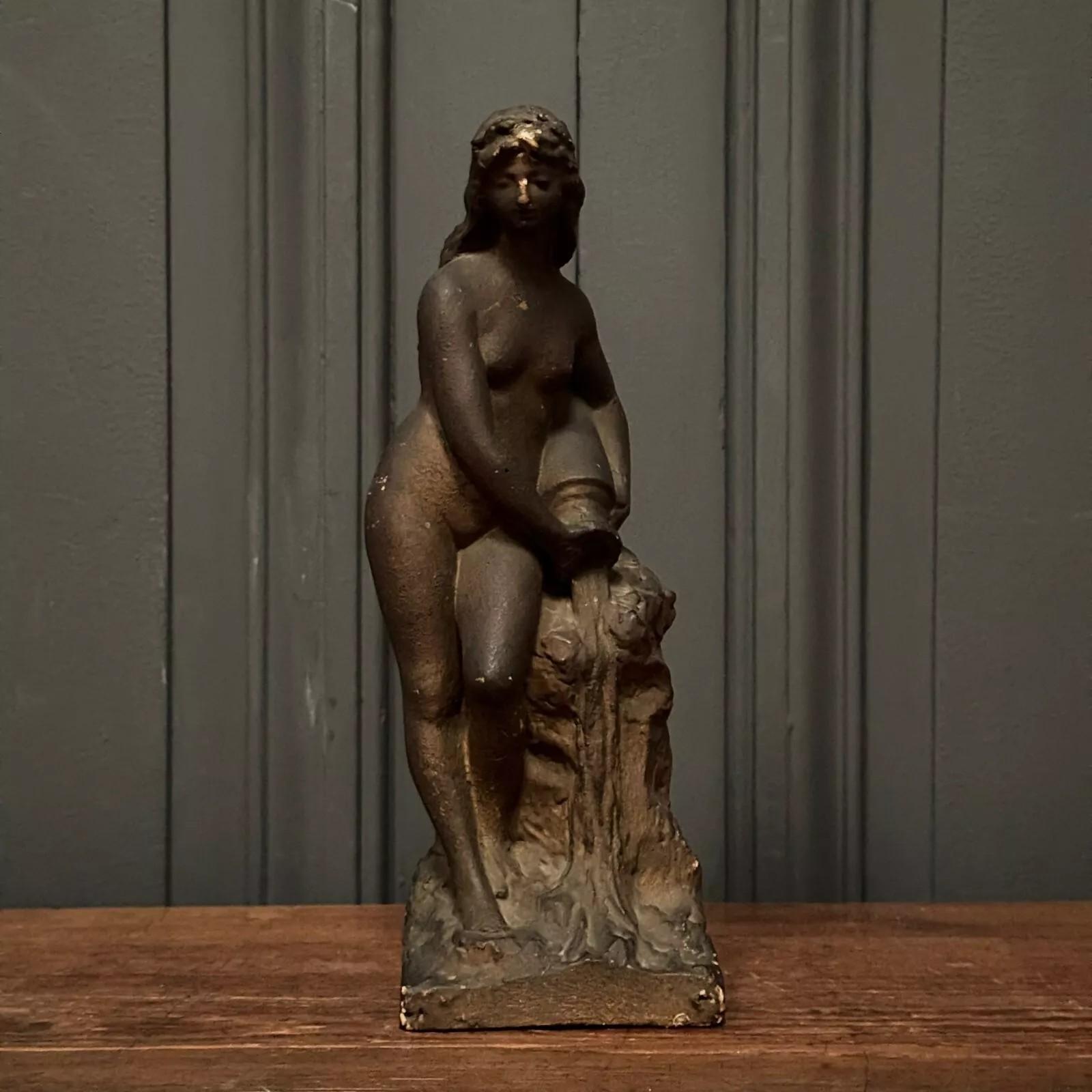 Studio Plaster Sculpture by Charles Filleul Woman in Antique Style, 20th Century For Sale 5