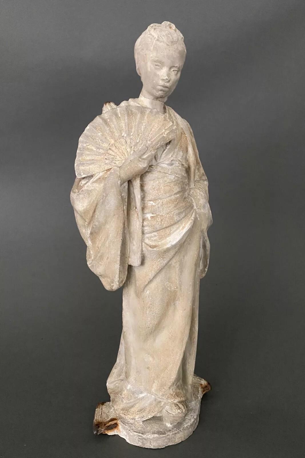 Studio plaster statue by Charles Filleul – Woman with a fan, 20th century. For Sale 7