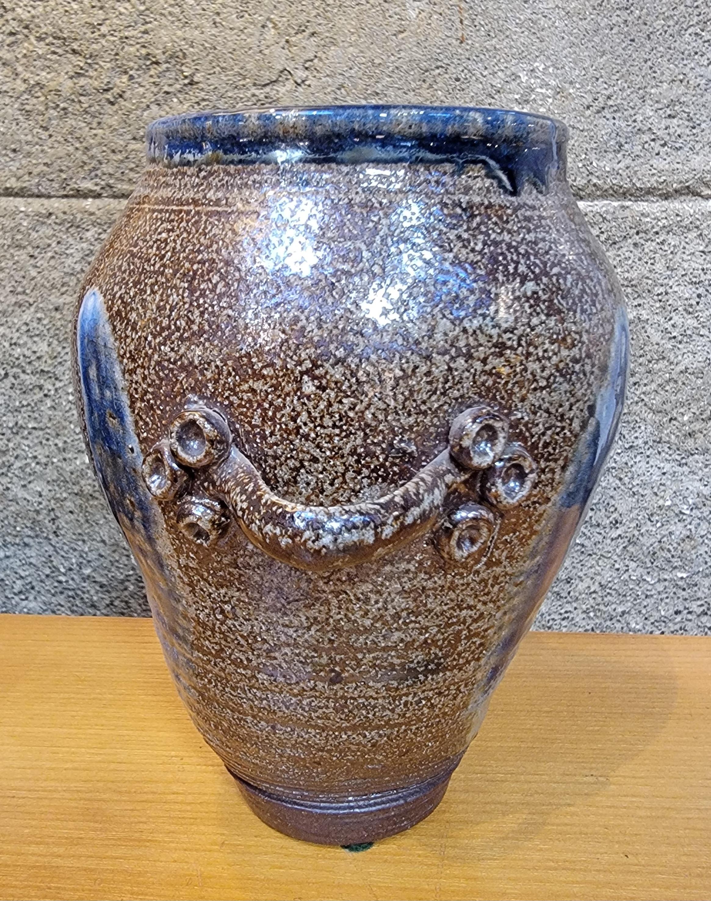 Jarrón de barro Studio Pot de Herman Roderick Volz Hecho a mano en venta
