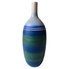 Vaso a bottiglia in Studio Pottery - firmato "Maria", Belgio, C.C. 1970-1990