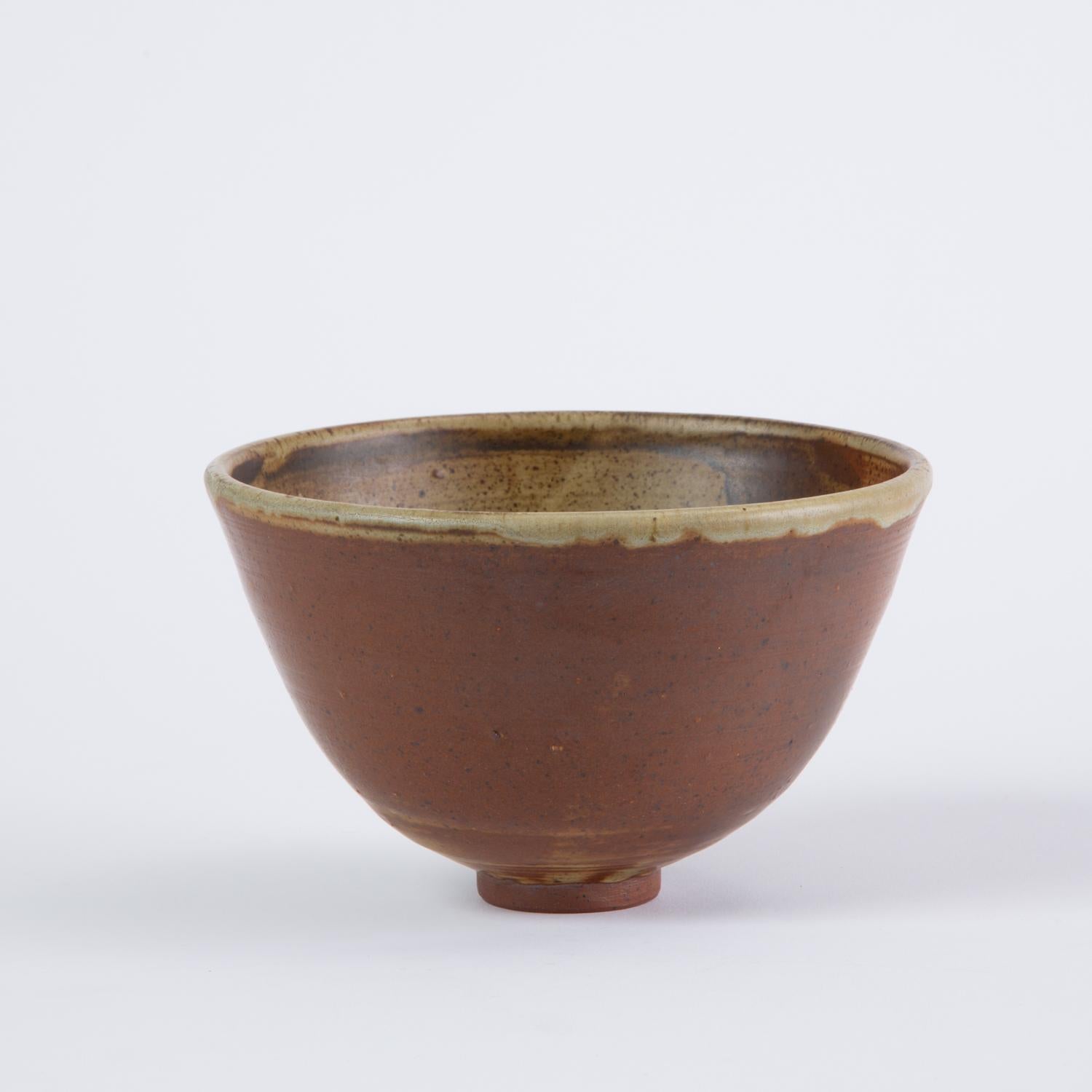 American Studio Pottery Bowl with Small Foot