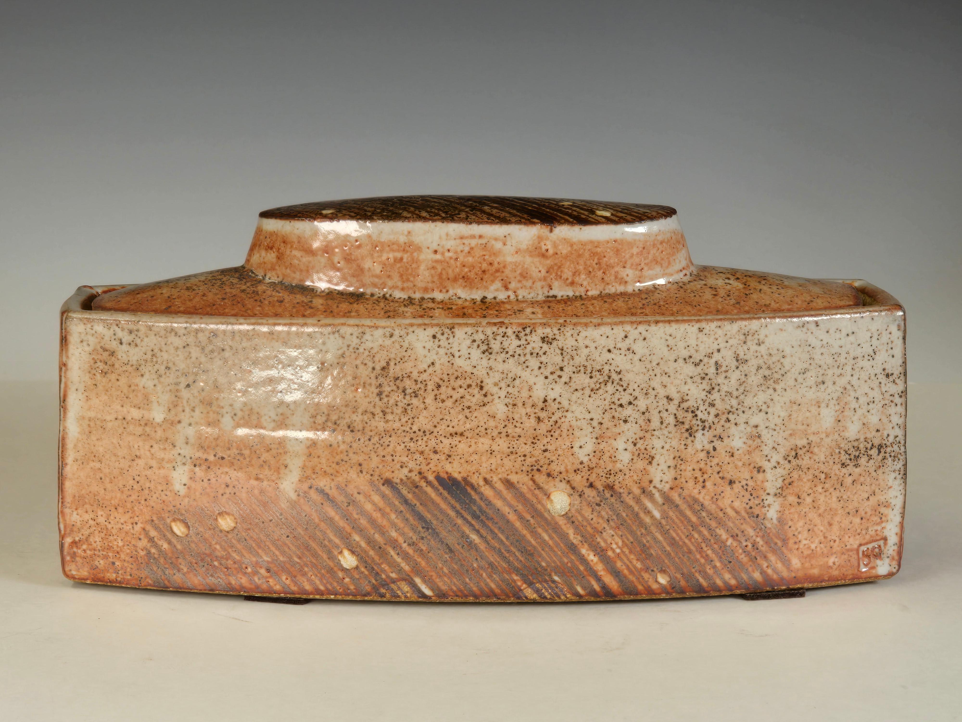 Grès porcellanato Studio Pottery Box di Sequoia Miller in vendita