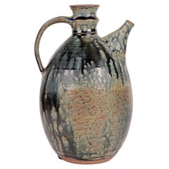 Studio Pottery Außergewöhnliche salzglasierte Henkelflasche