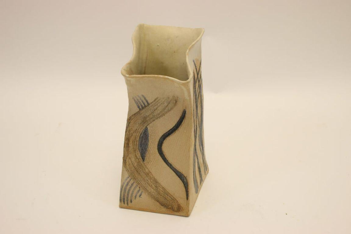 Studio Pottery, Modell-Vase aus Dänemark, gekennzeichnet RUTH 87 (Dänisch) im Angebot