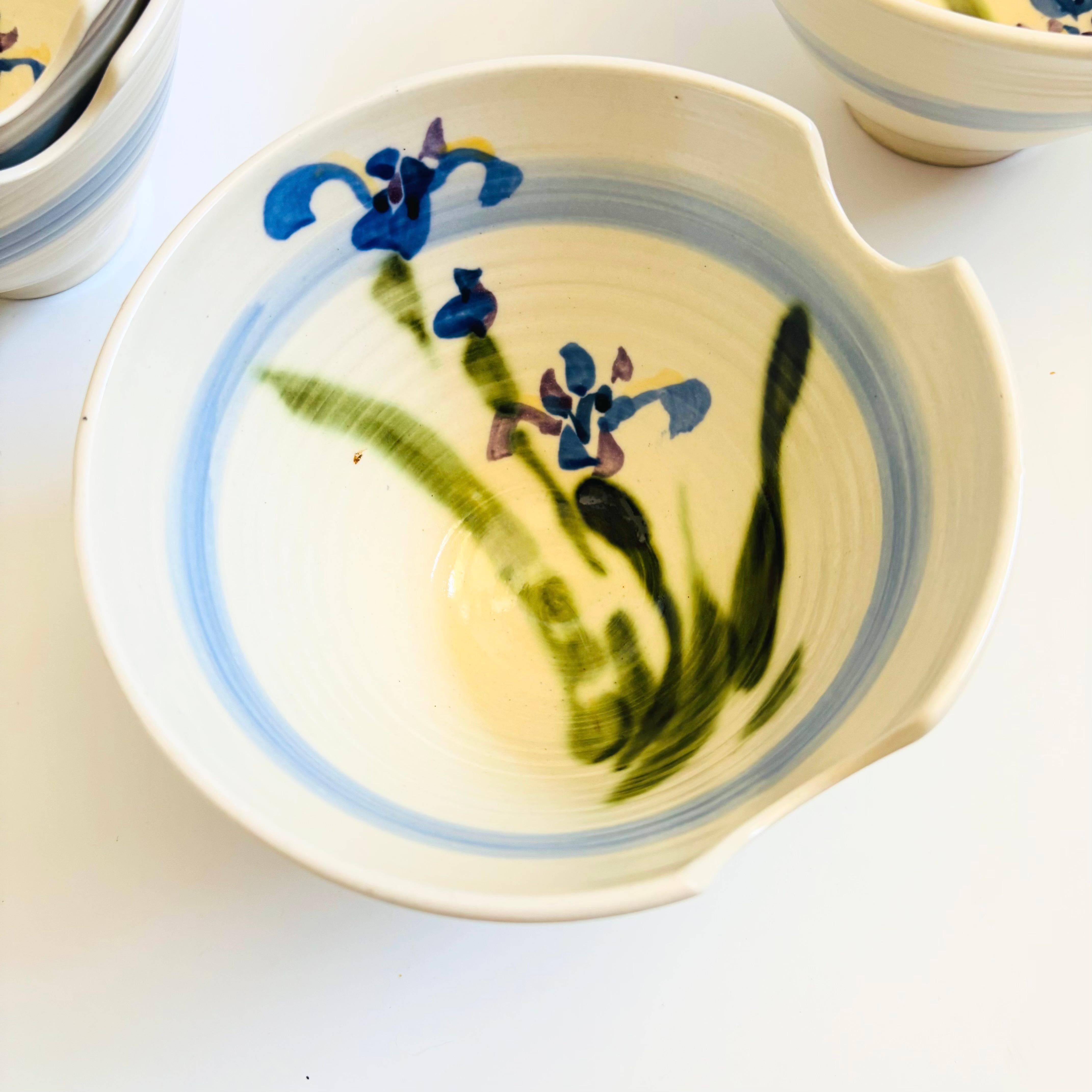 Américain Bols à nouilles avec porte-baguettes de Studio Pottery - Lot de 4 en vente