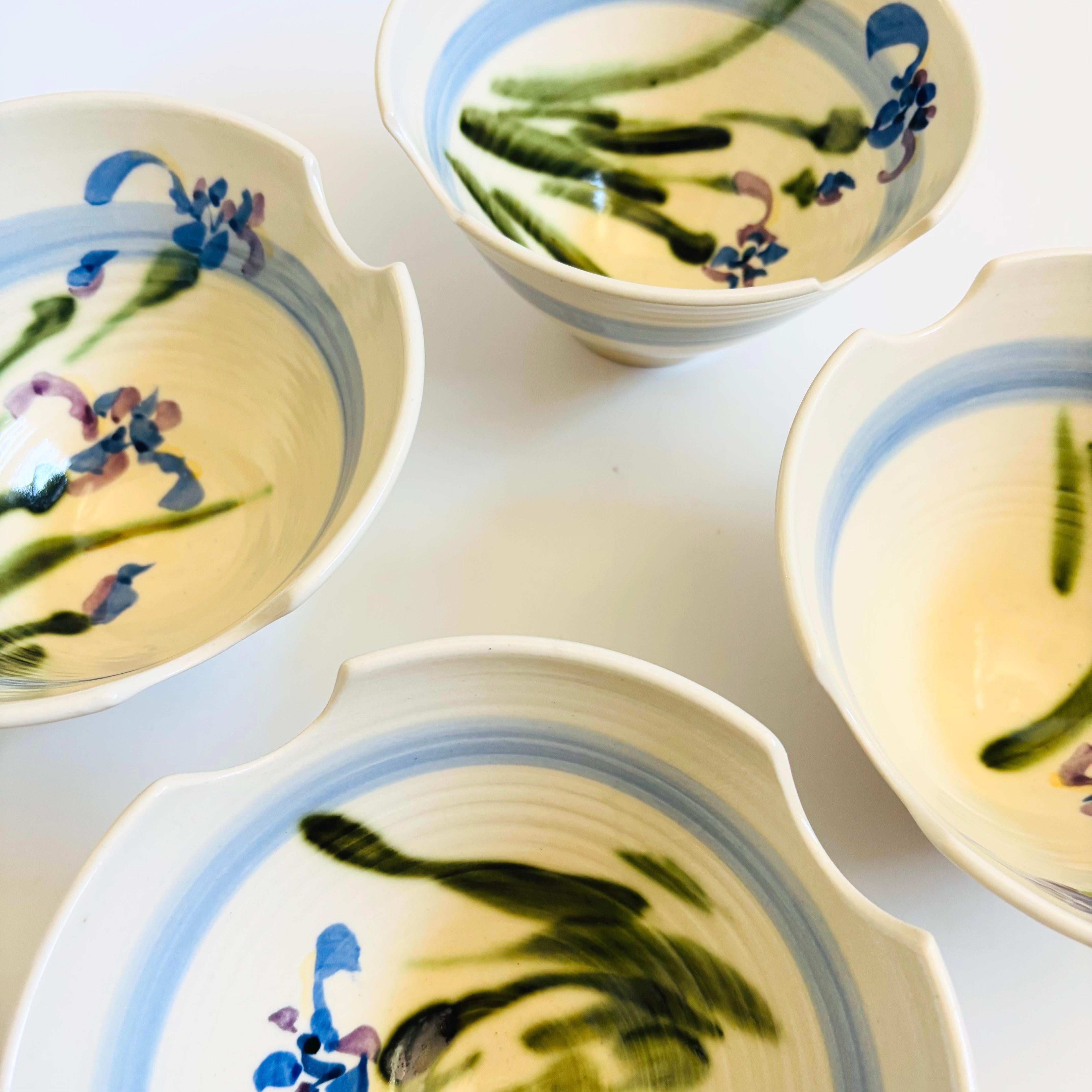 Poteries Bols à nouilles avec porte-baguettes de Studio Pottery - Lot de 4 en vente