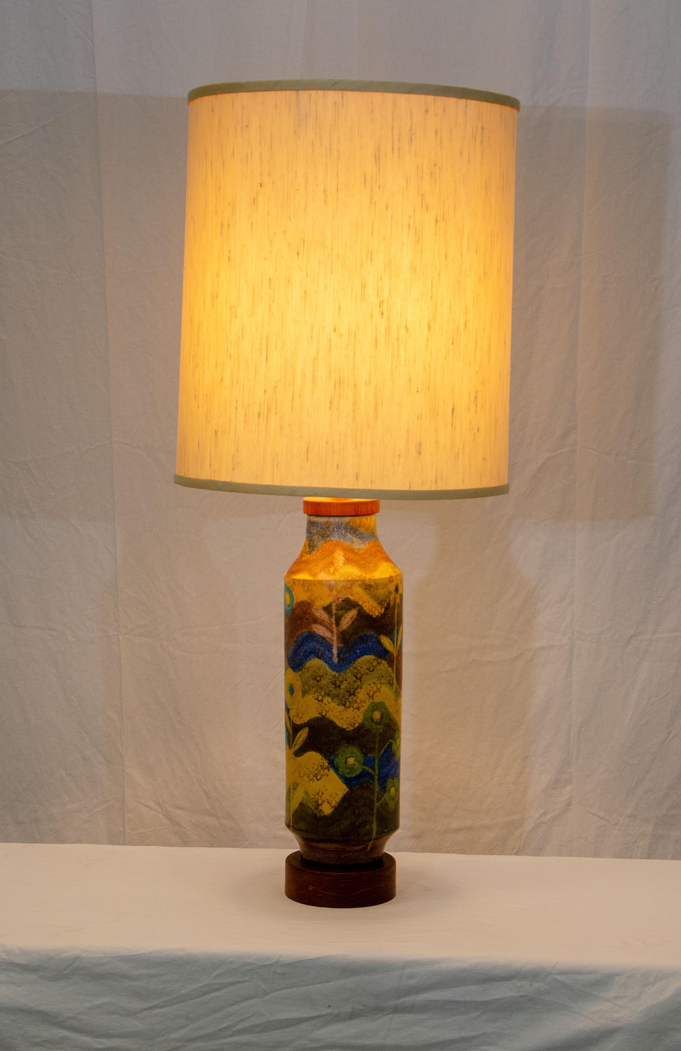 Studio Pottery Table Lamp, Original Shade In Good Condition For Sale In Crockett, CA