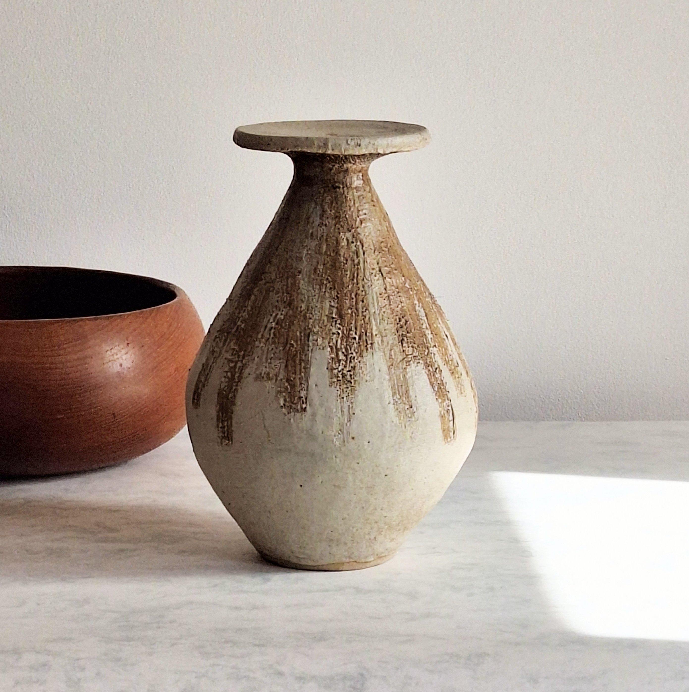 Studio Pottery Vase In Good Condition For Sale In London, GB