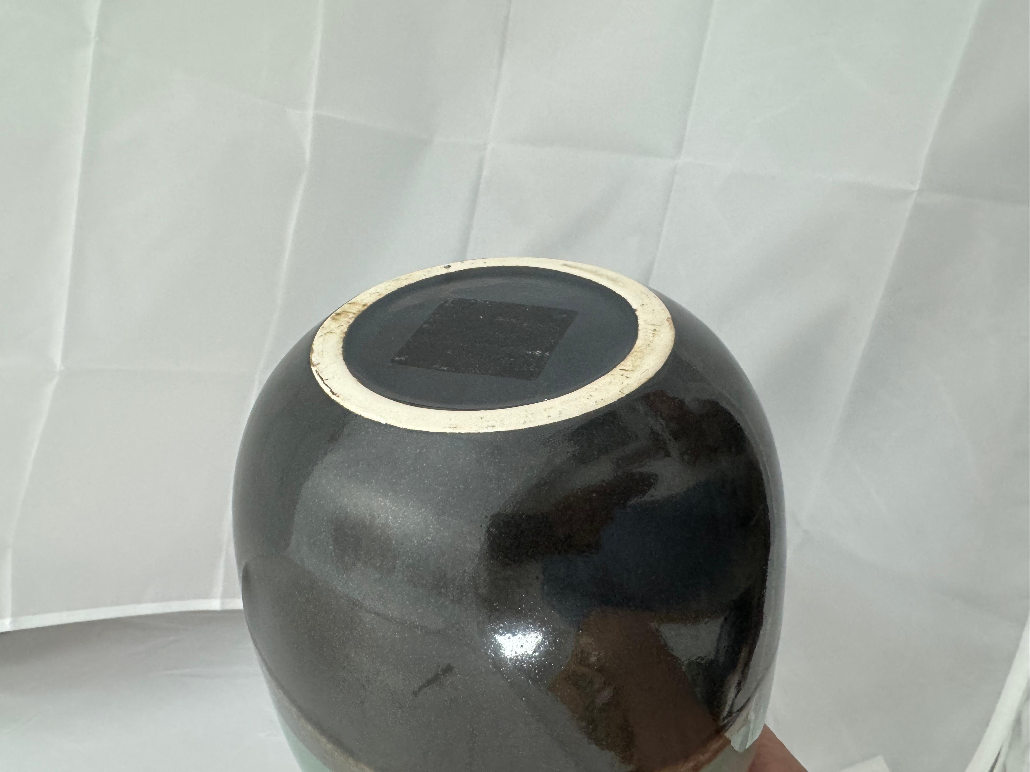 Studio Pottery Vase (Glasiert) im Angebot