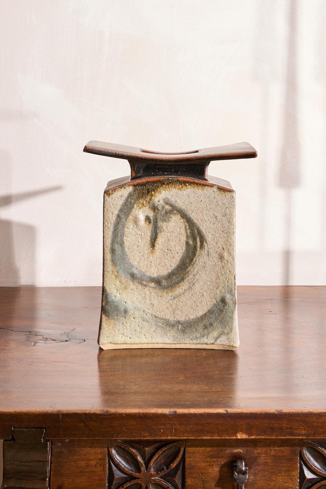 Studio pottery vase- Japanese inspired by Keith Dawdray For Sale