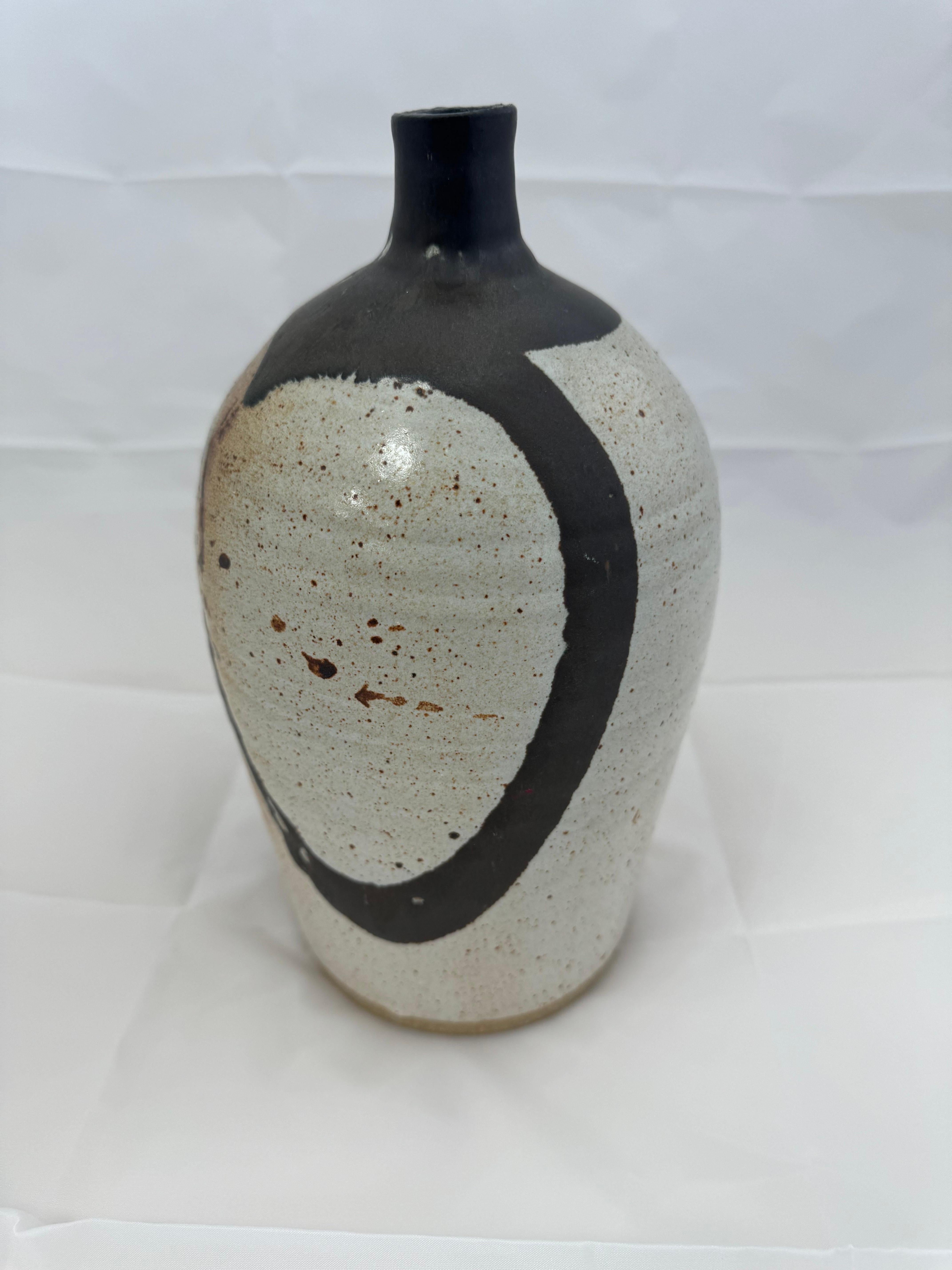Studio Pottery Vessel  In Good Condition For Sale In West Palm Beach, US