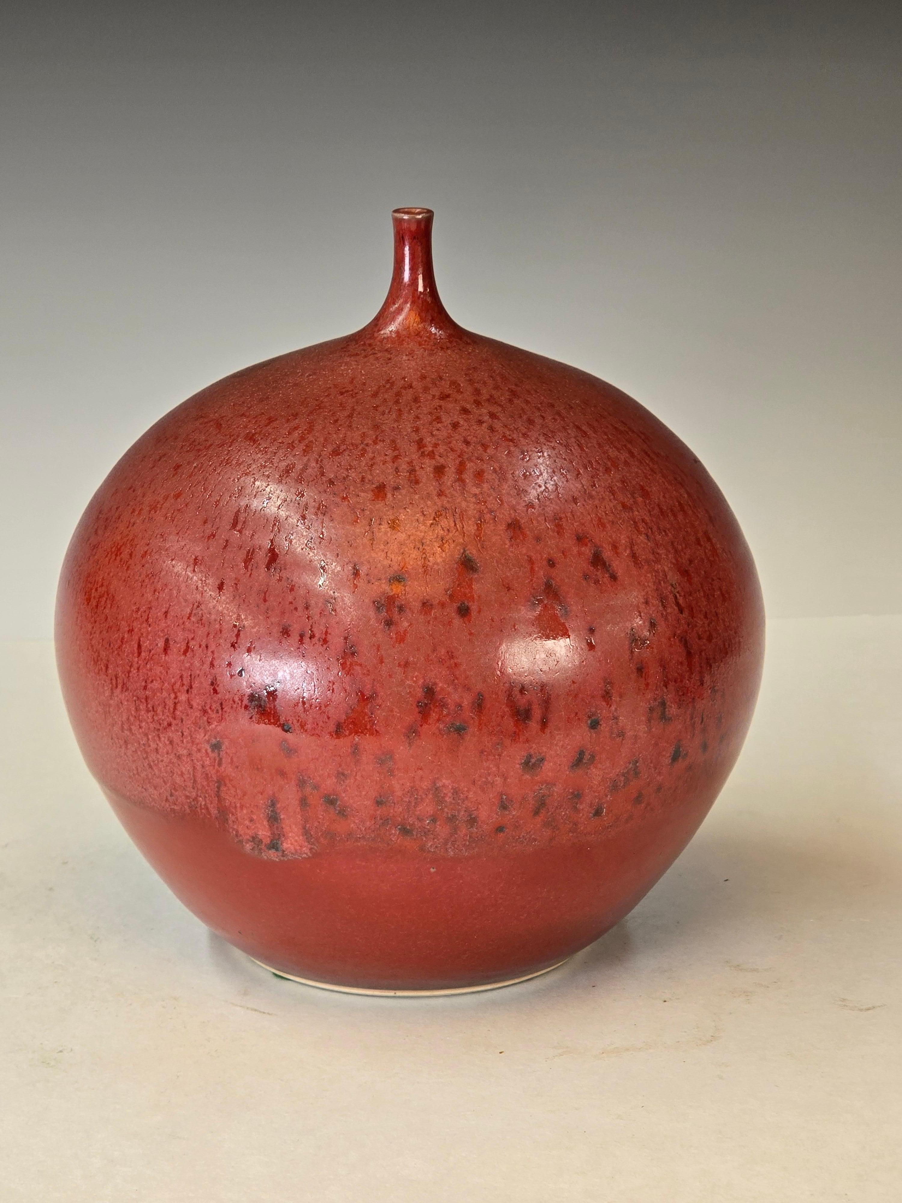 Americano Studio Pottery Vaso di erbacce con smalto Sang De Boeuf in vendita