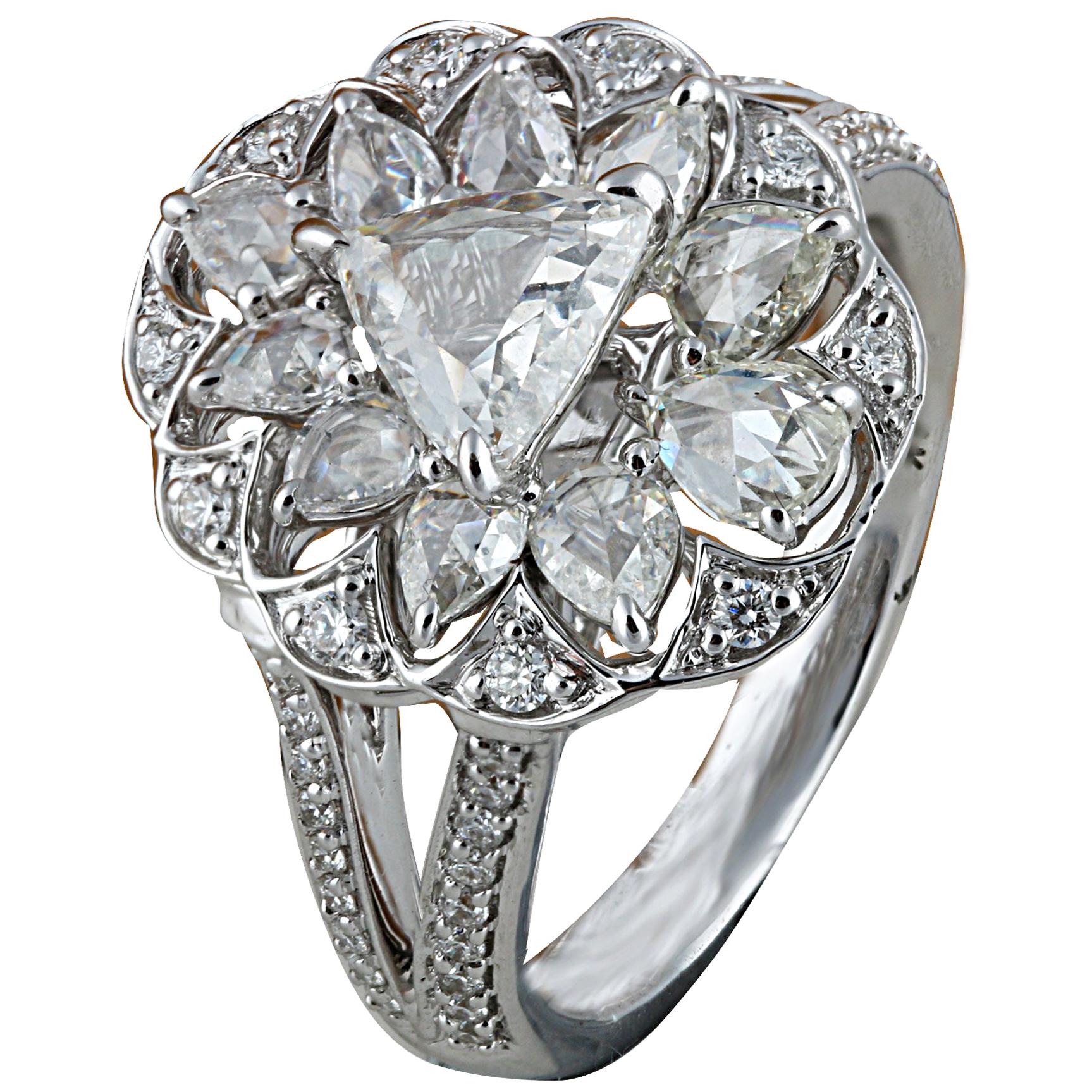 Studio Rêves 0.70 Carat Trillion Rose Cut Diamond Ring in 18 Karat Gold For Sale