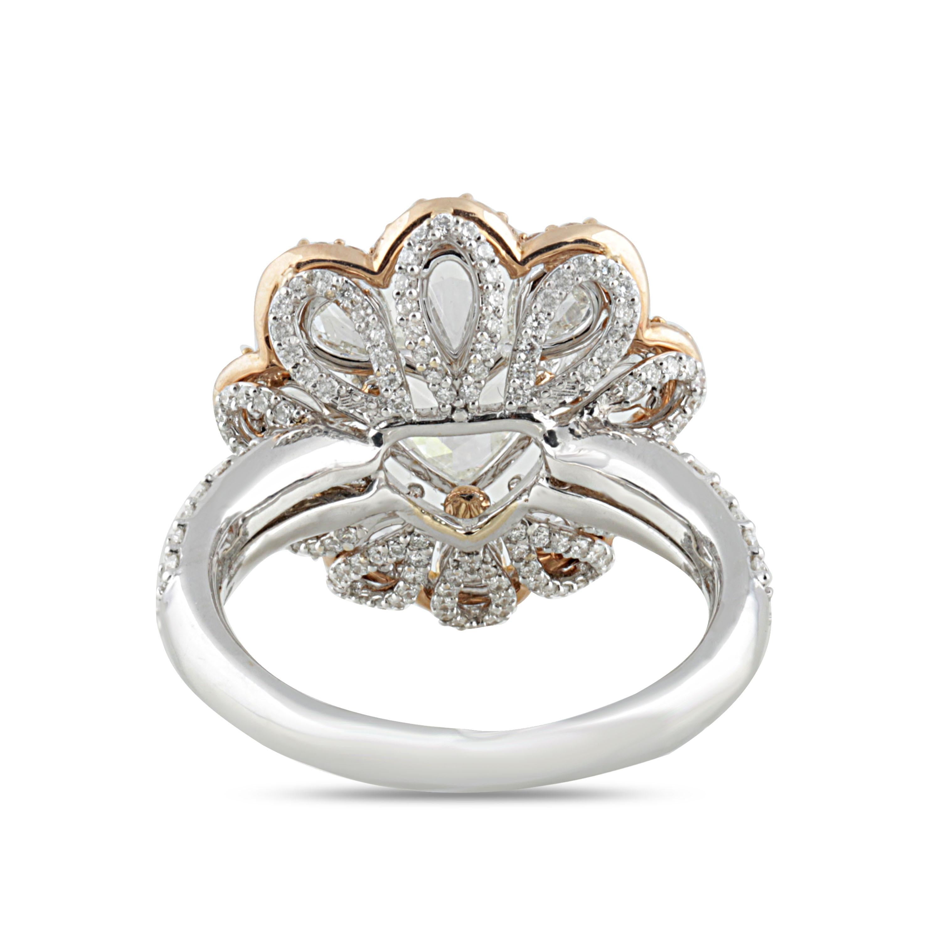 Studio Rêves 0.90 Carat Heart Rose Cut Floral Ring in 18 Karat Gold In New Condition In Mumbai, Maharashtra