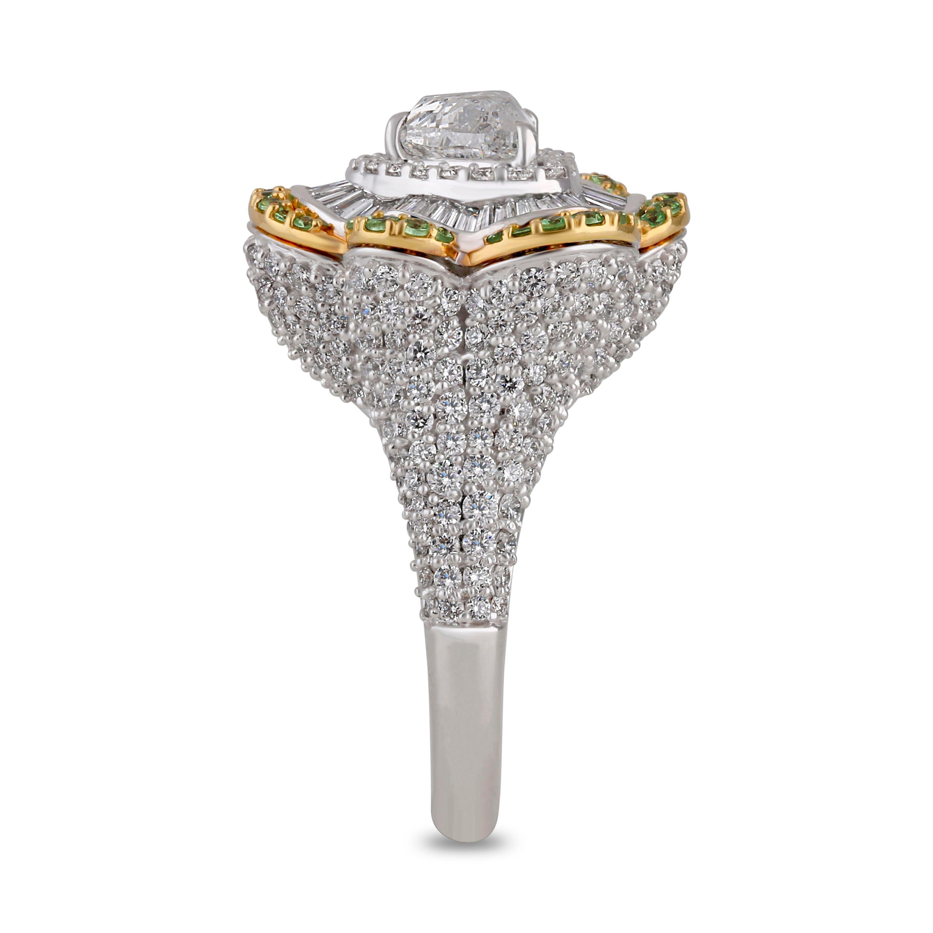 Studio Rêves 1.08 Carat Rose Cut Diamond and Tsavorites Heart Ring in 18k Gold For Sale 1