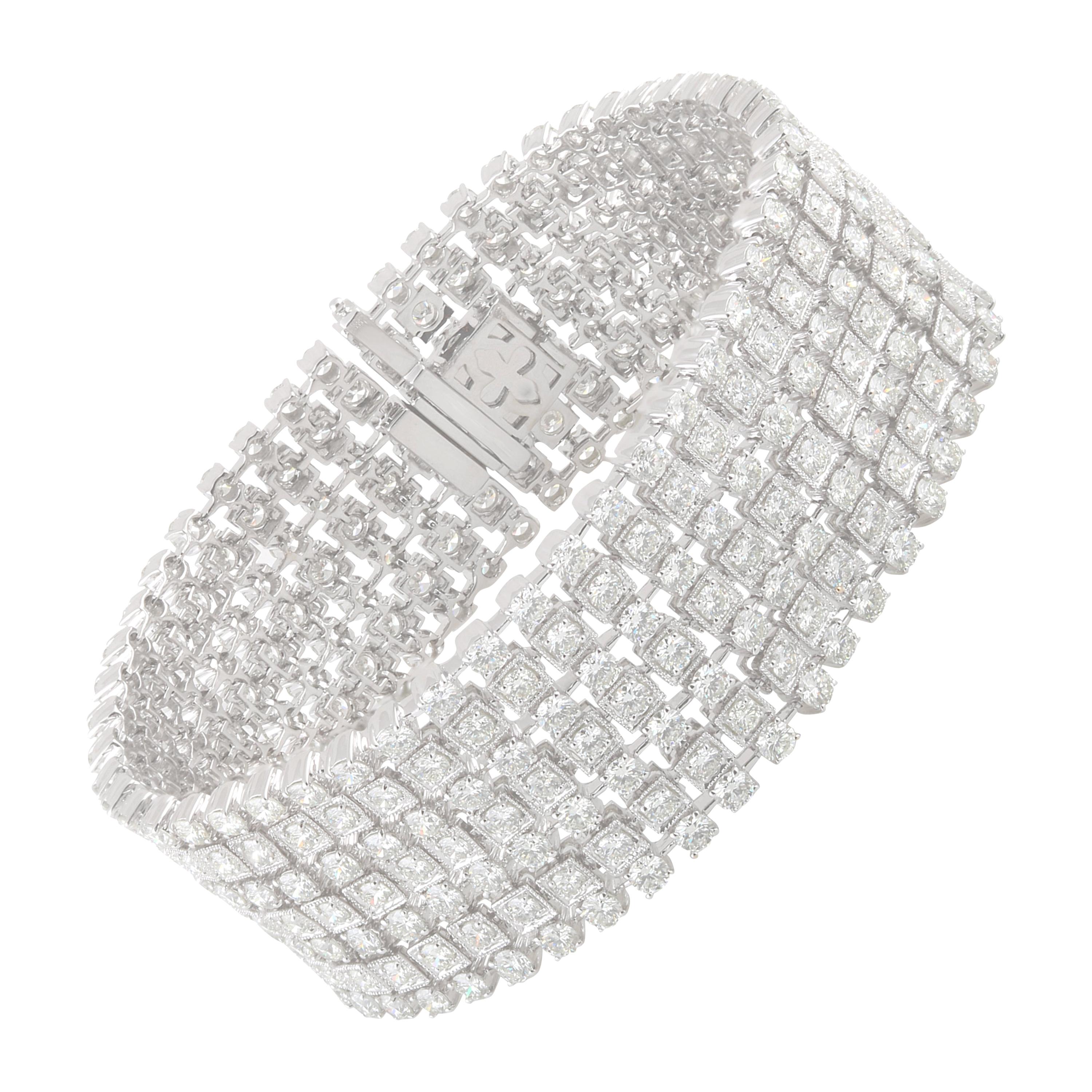 Studio Rêves 16.14 Carat Diamond Tennis Bracelet in 14 Karat Gold