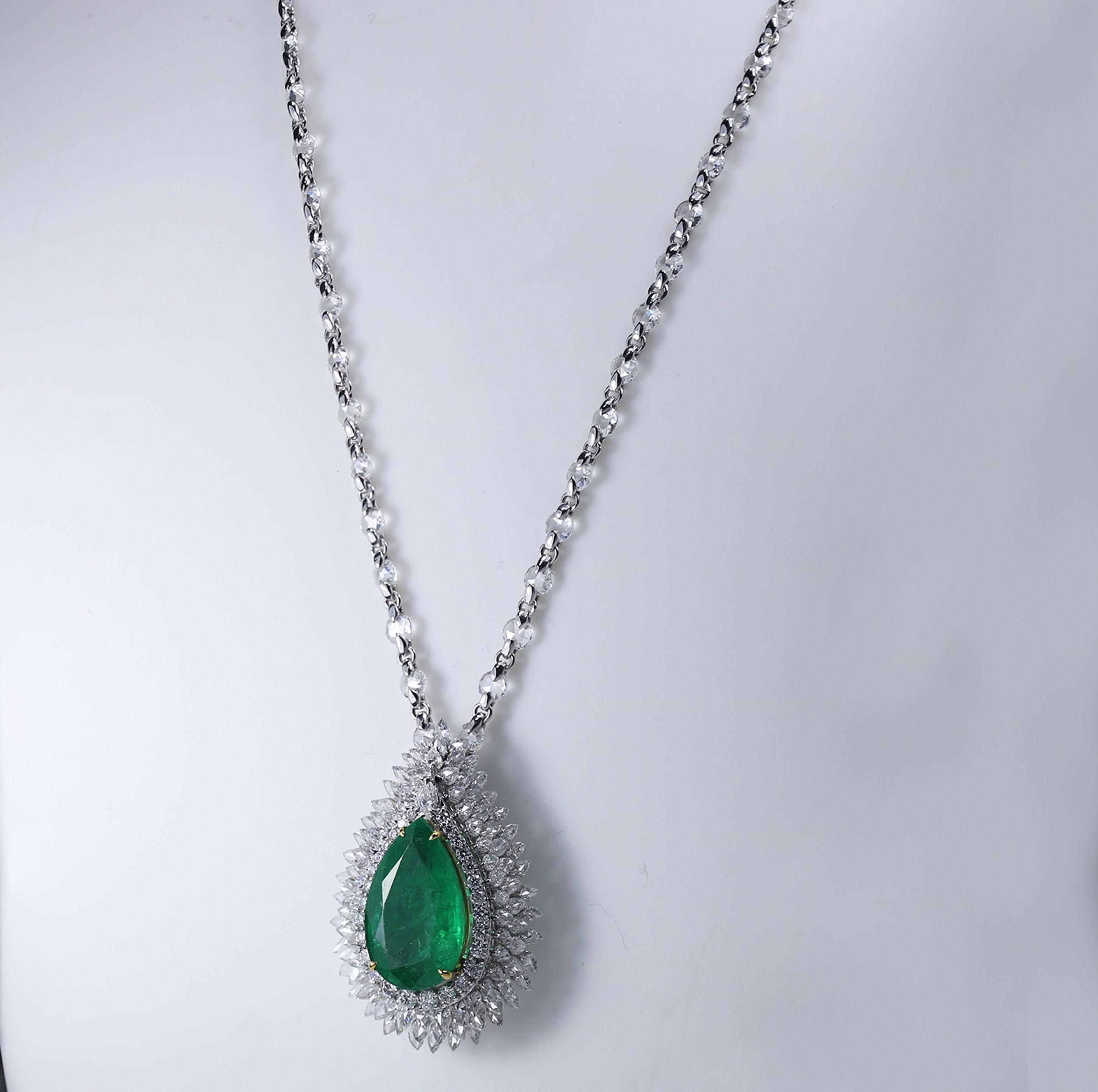 Studio Rêves 18 Karat Gold 7.19 Carat Pear Emeralds and Diamond Drop Necklace 1
