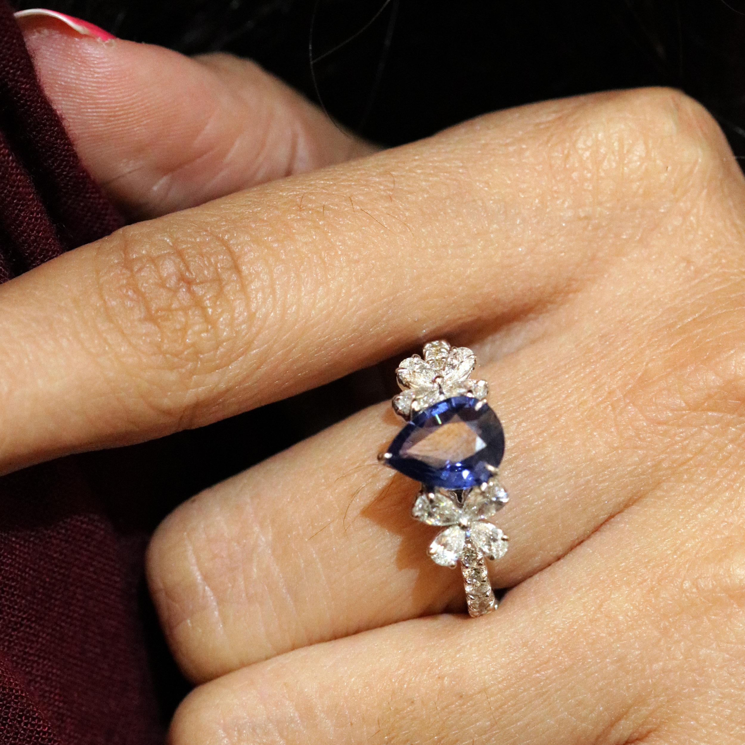Studio Rêves Blue Sapphire and Diamonds Floral Engagement Ring in 18 Karat Gold 2