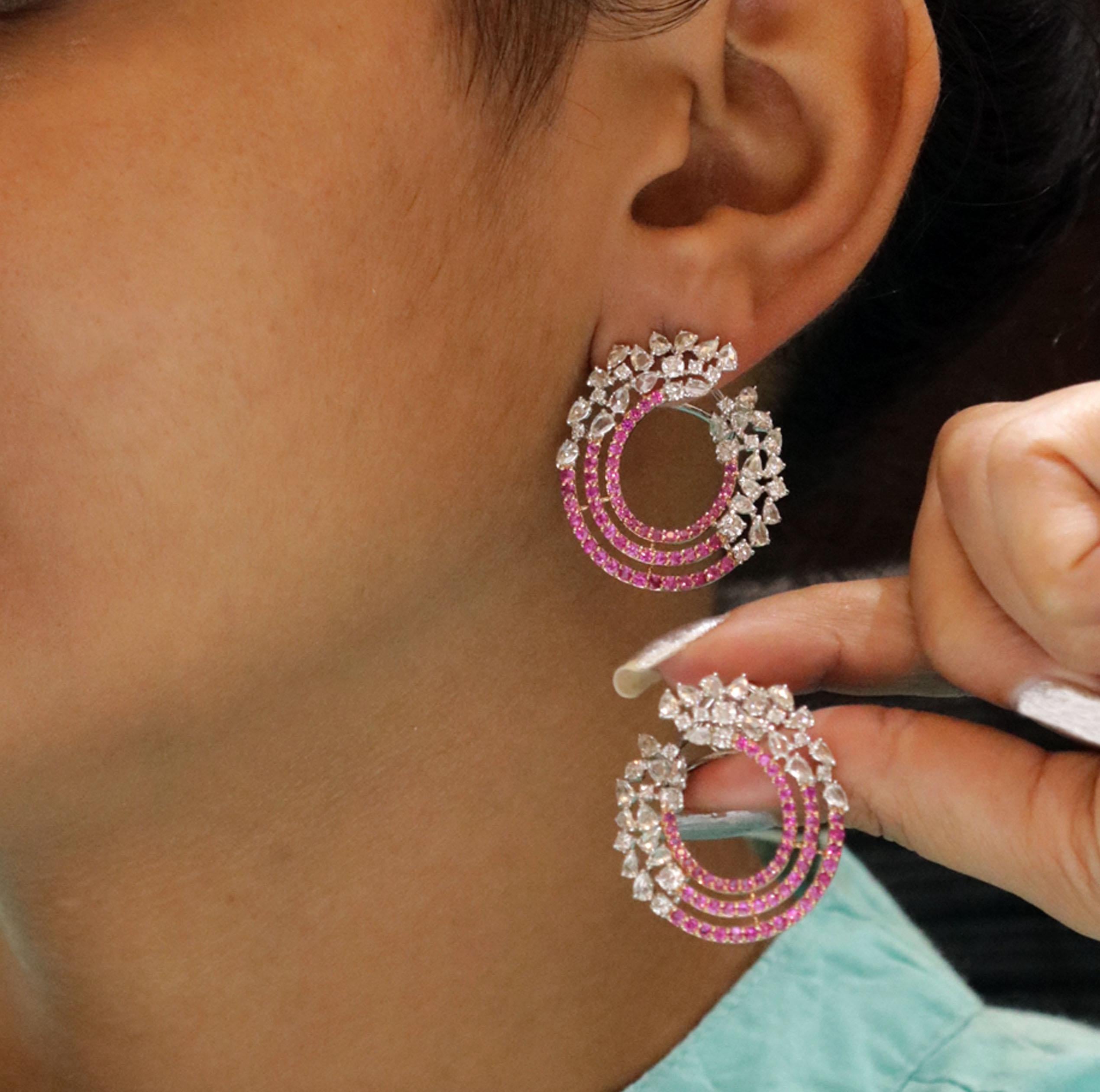 Studio Rêves Diamond and Pink Sapphire Earrings in 18 Karat Gold For Sale 1