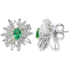 Studio Rêves Diamonds and Emerald Stud Earrings in 18 Karat Gold