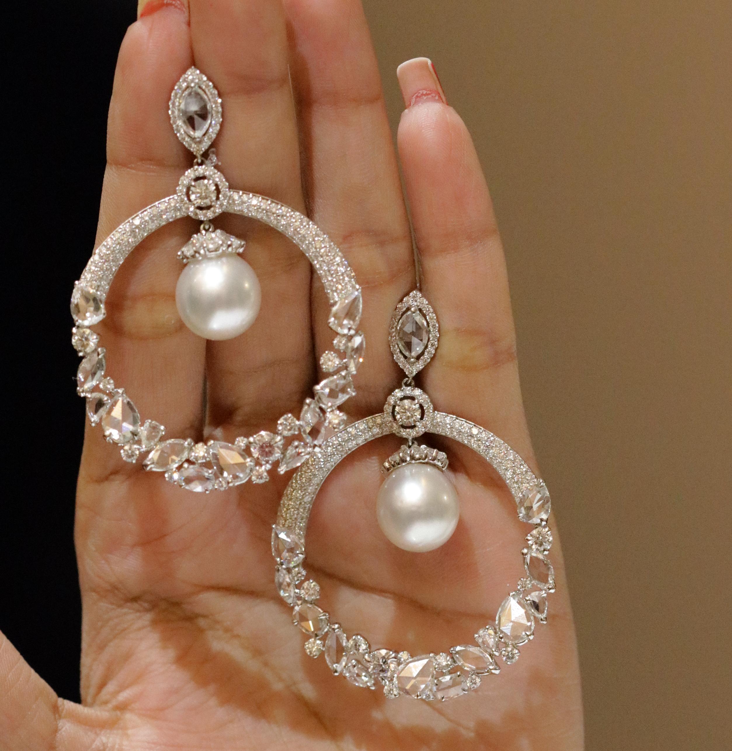 Women's Studio Rêves Diamonds and South Sea Pearls Dangling Earrings in 18 Karat Gold For Sale