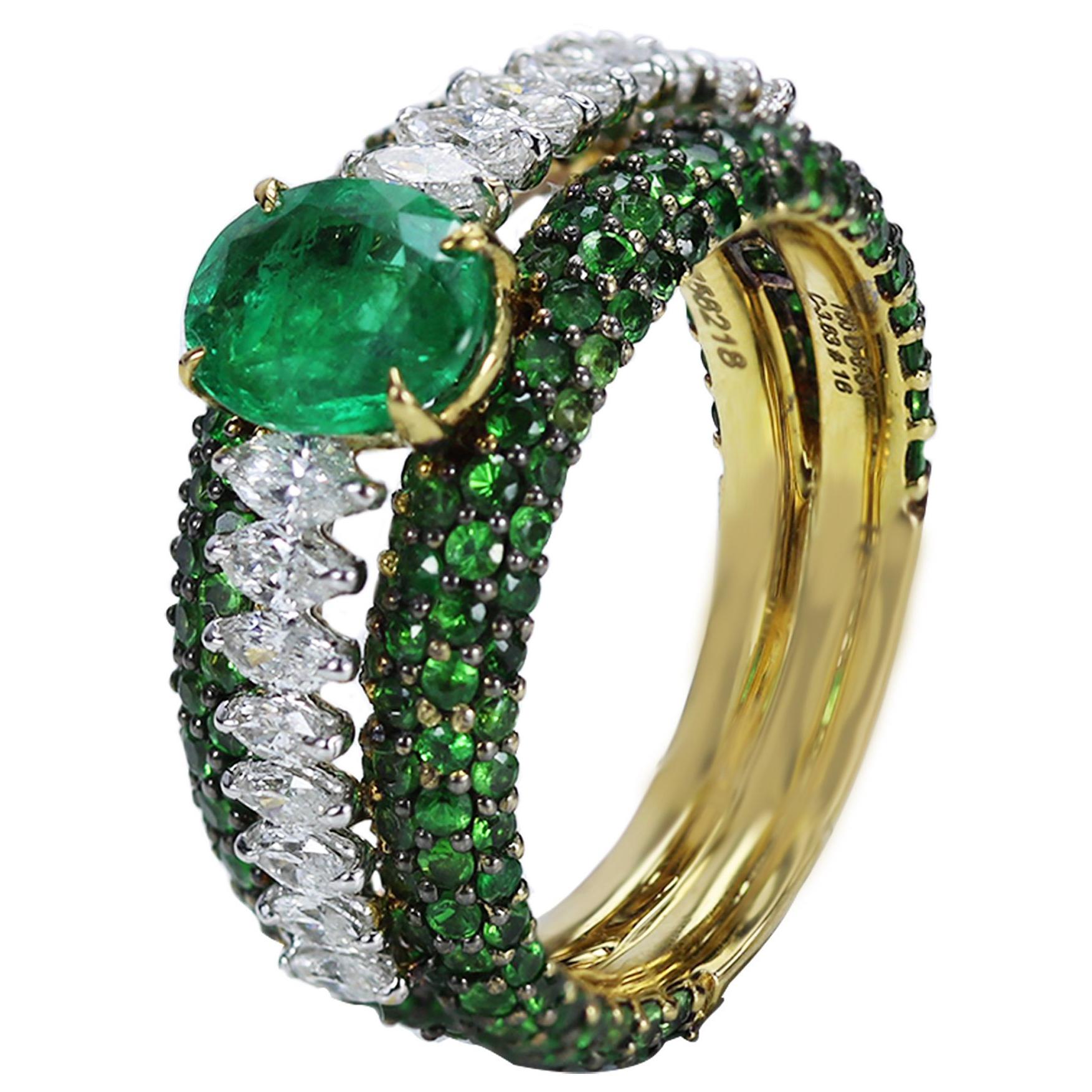 Studio Rêves Emerald and Marquise Diamond Band Ring in 18 Karat Gold  For Sale