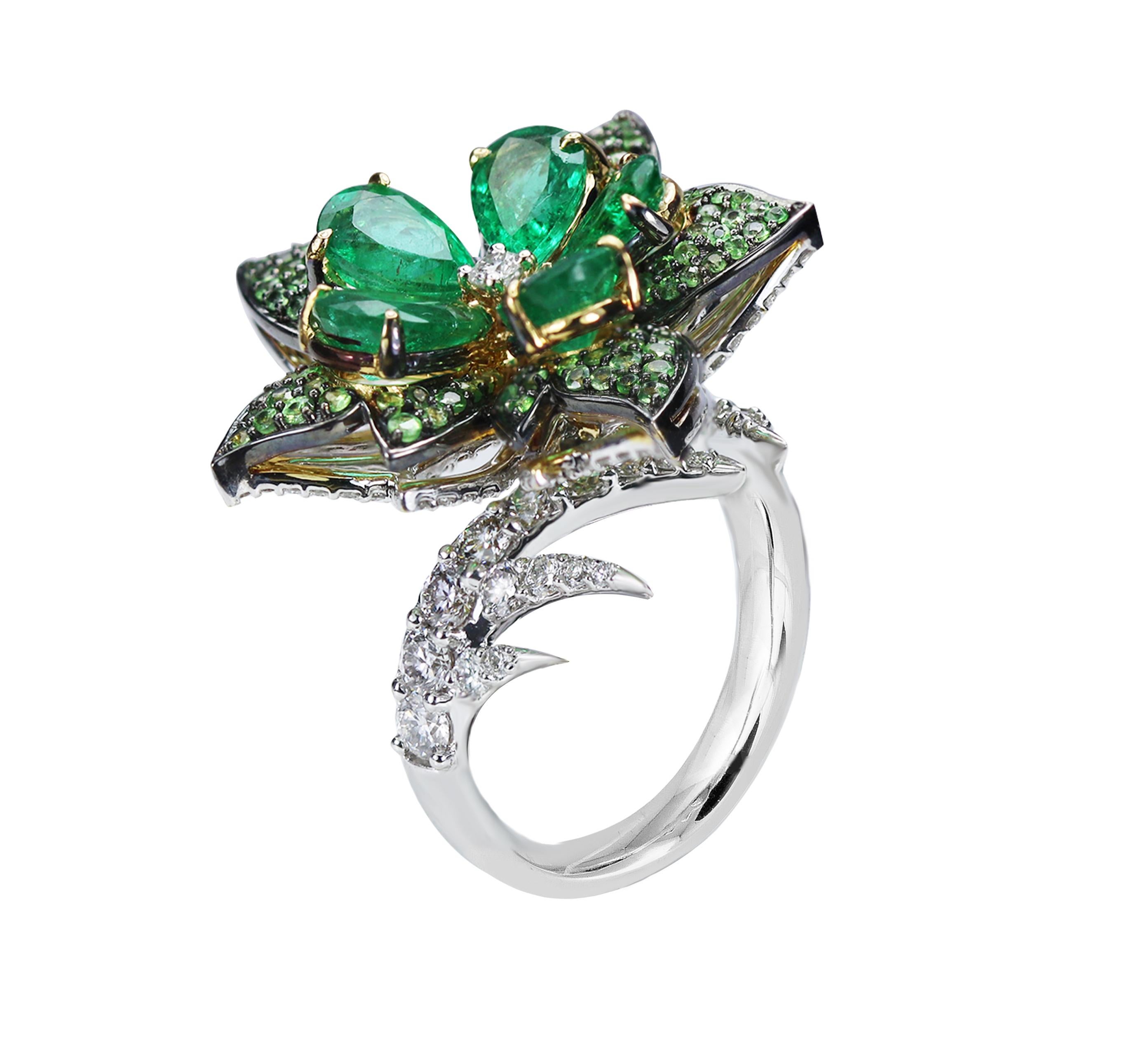 Women's Studio Rêves Emeralds and Diamonds Floral Cocktail Ring in 18 Karat Gold For Sale