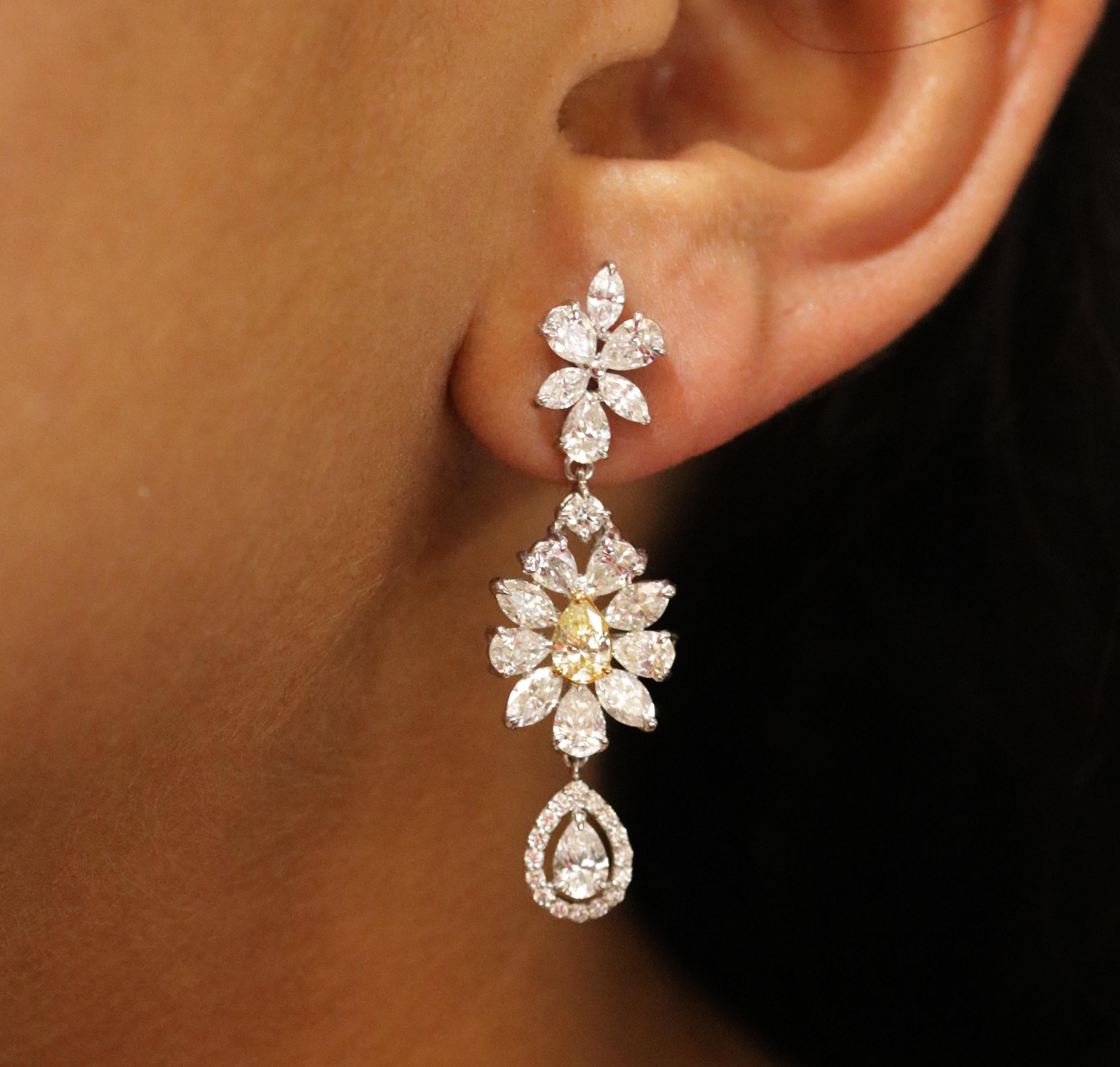 Studio Rêves Marquise and Pear Diamond Dangling Earrings in 18 Karat Gold For Sale 1