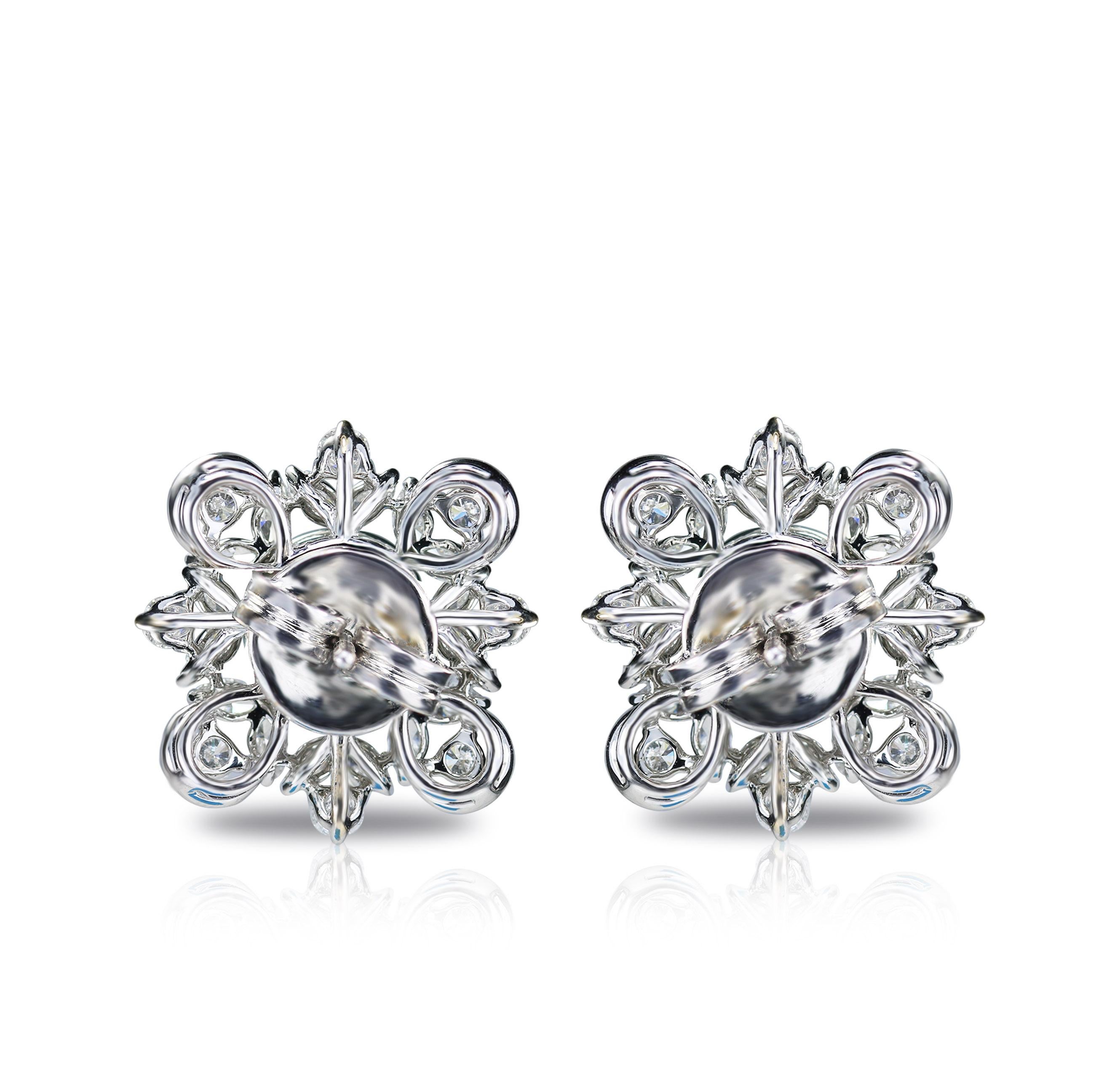 Marquise Cut Studio Rêves Marquise and Round Diamonds Stud Earrings in 18 Karat Gold For Sale