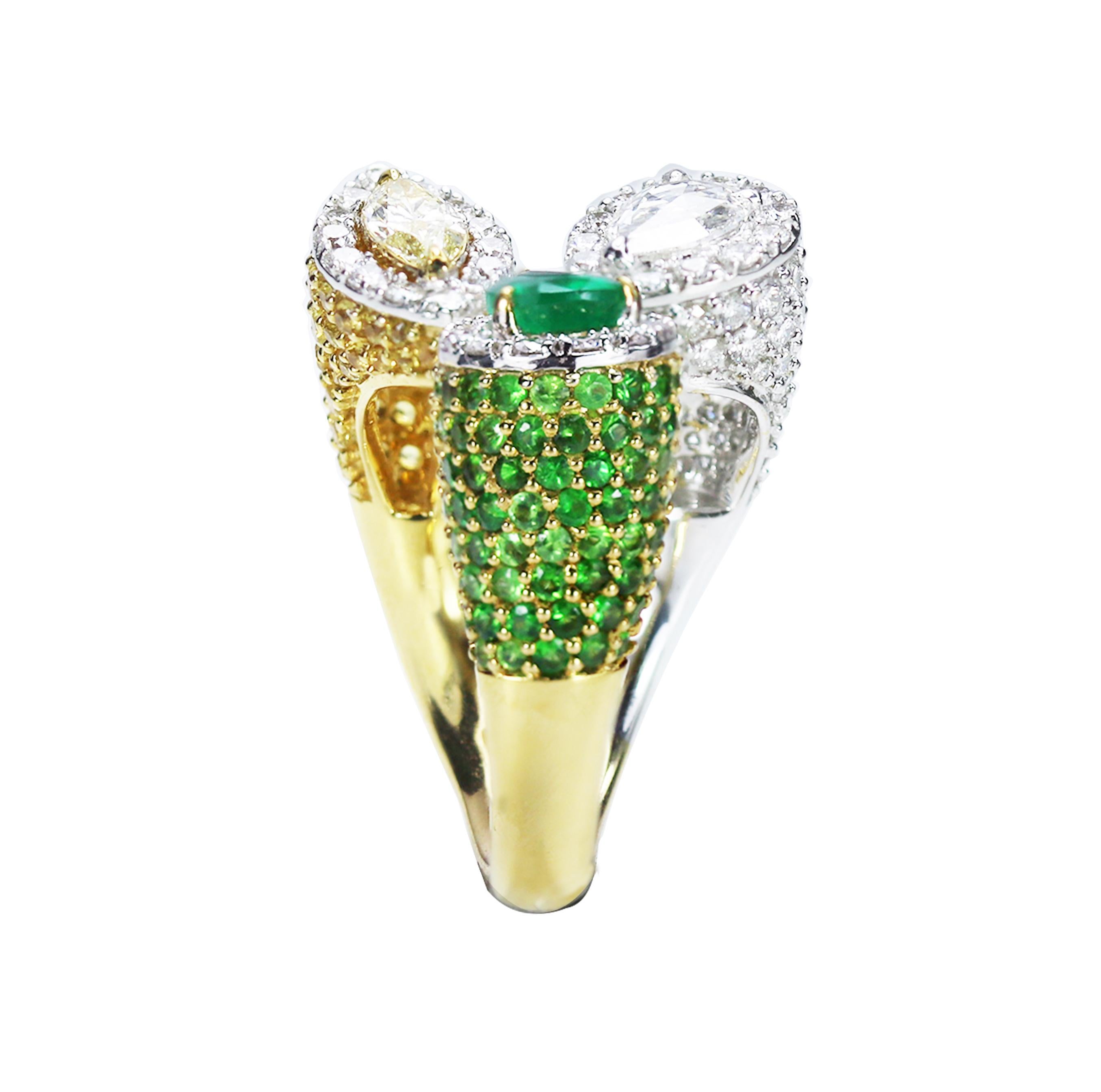 Women's Studio Rêves Pear Emerald and Diamond Cocktail Ring in 18 Karat Gold For Sale