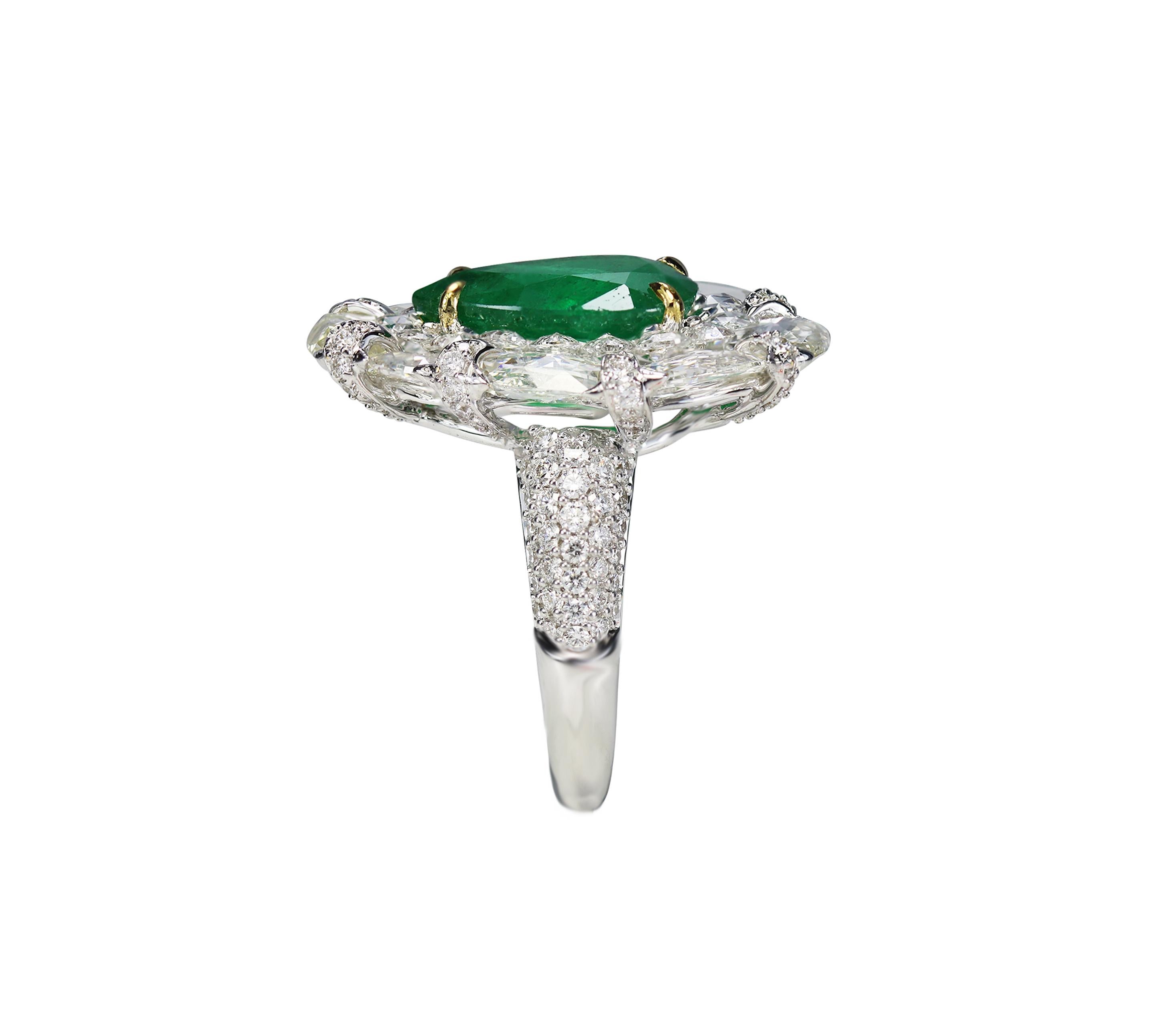 Rose Cut Studio Rêves 3.59 Carat Emerald with Rose cut Diamonds Ring in 18 Karat Gold