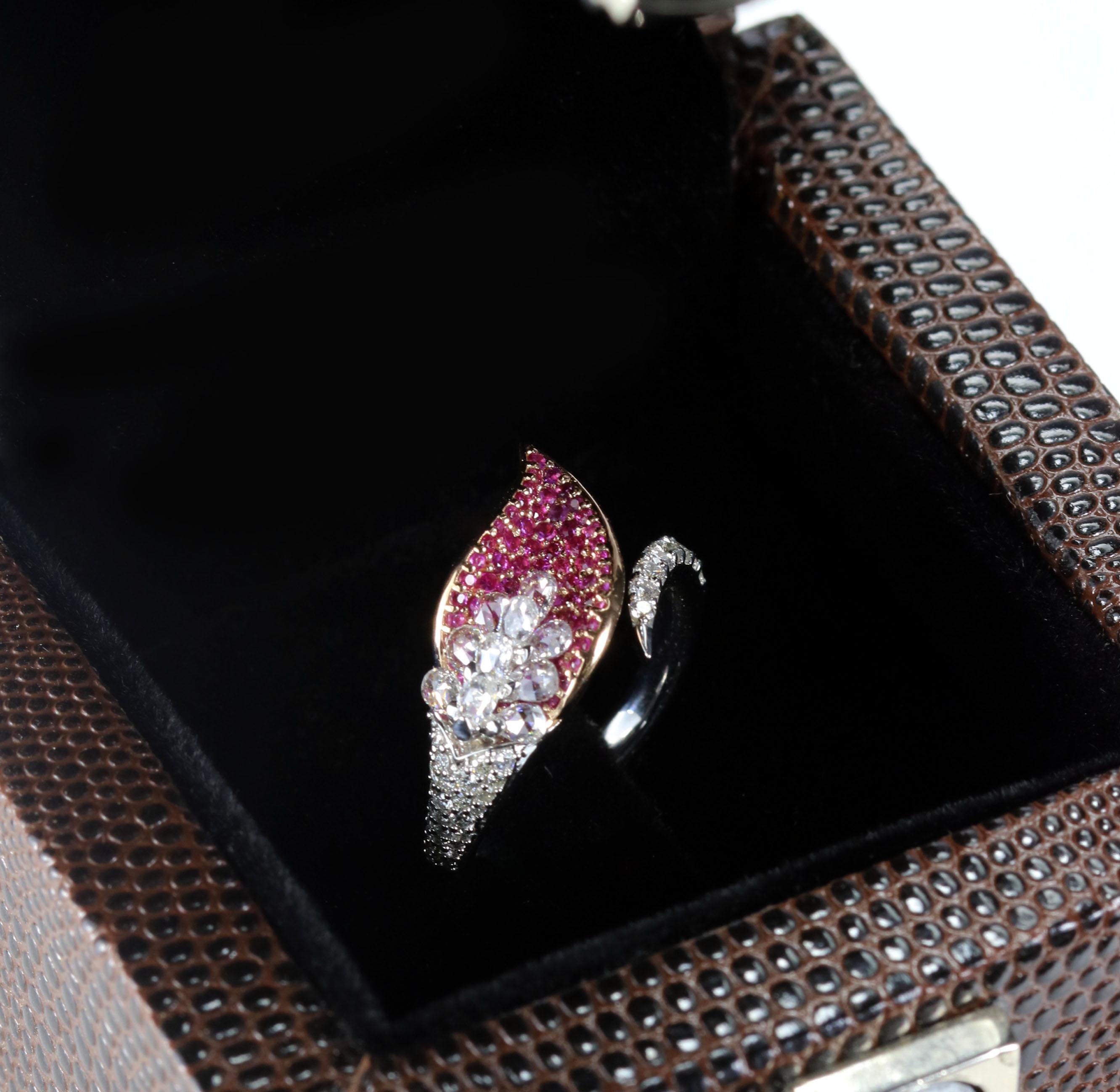 Studio Rêves Rose Cut Diamonds and Pink Sapphire Ring in 18 Karat Gold For Sale 1
