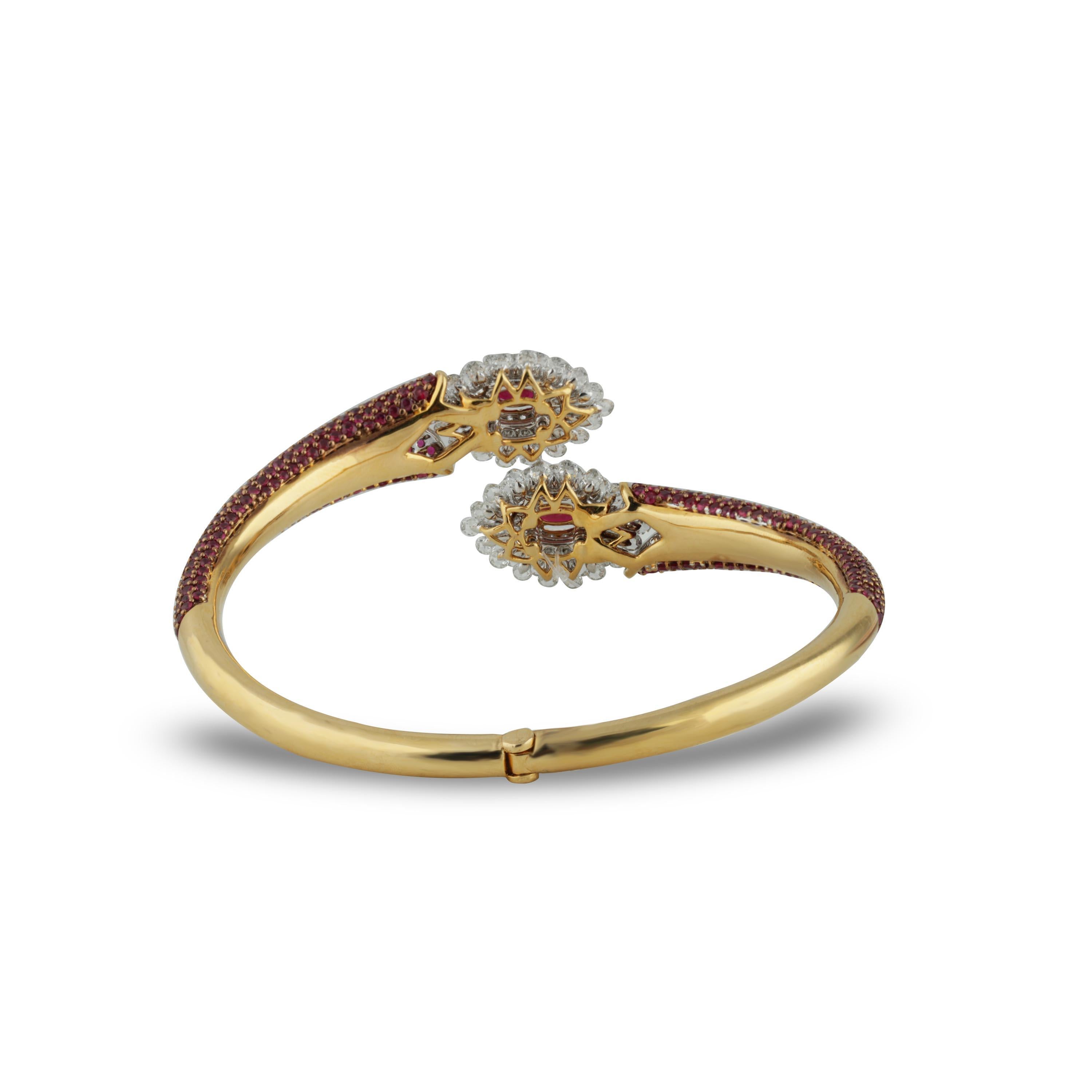 Studio Rêves Ruby and Rose Cut Diamond Modern Bracelet in 18 Karat Gold  For Sale 1