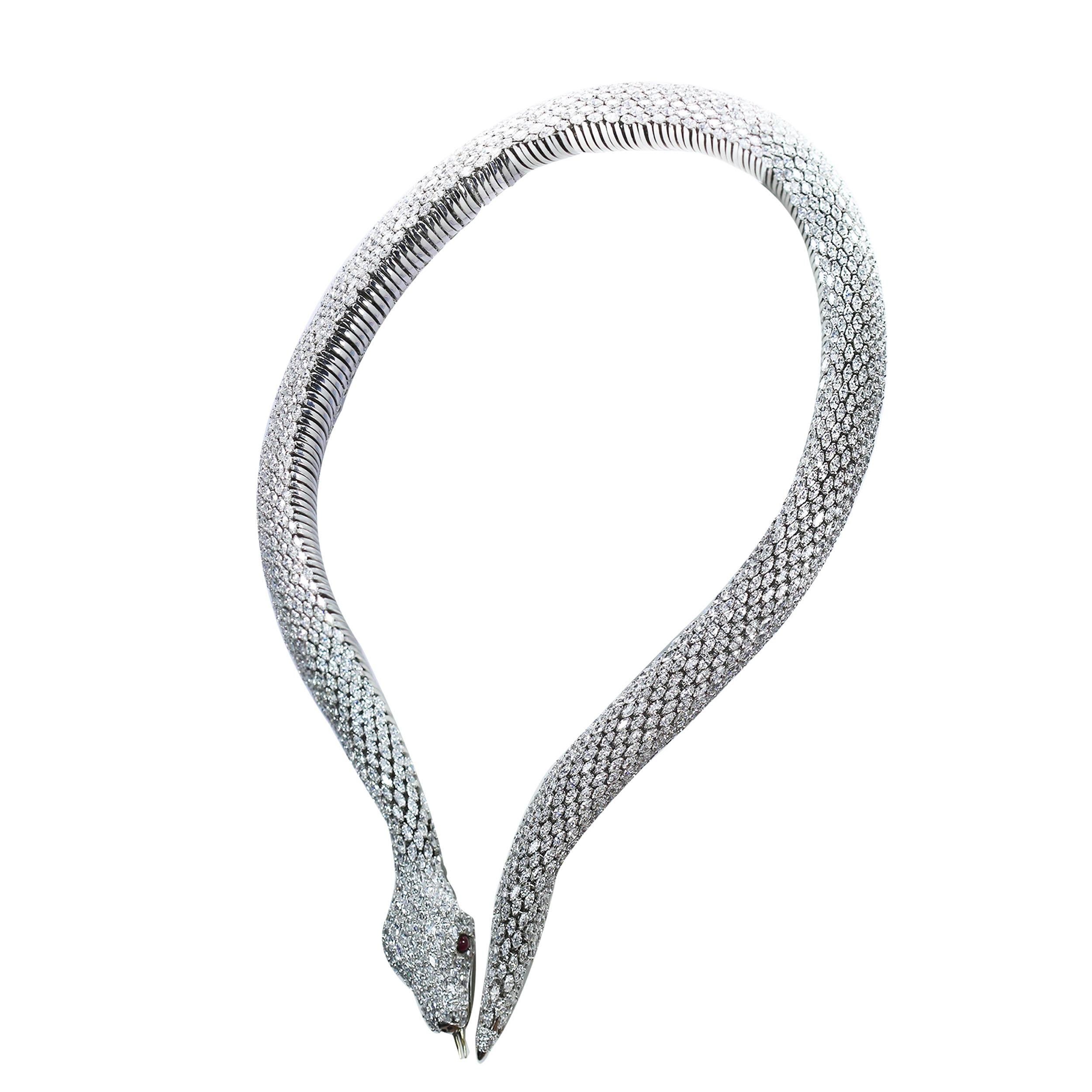 Marquise Cut Studio Rêves 18 Karat White Gold Marquise Snake Spring Necklace For Sale