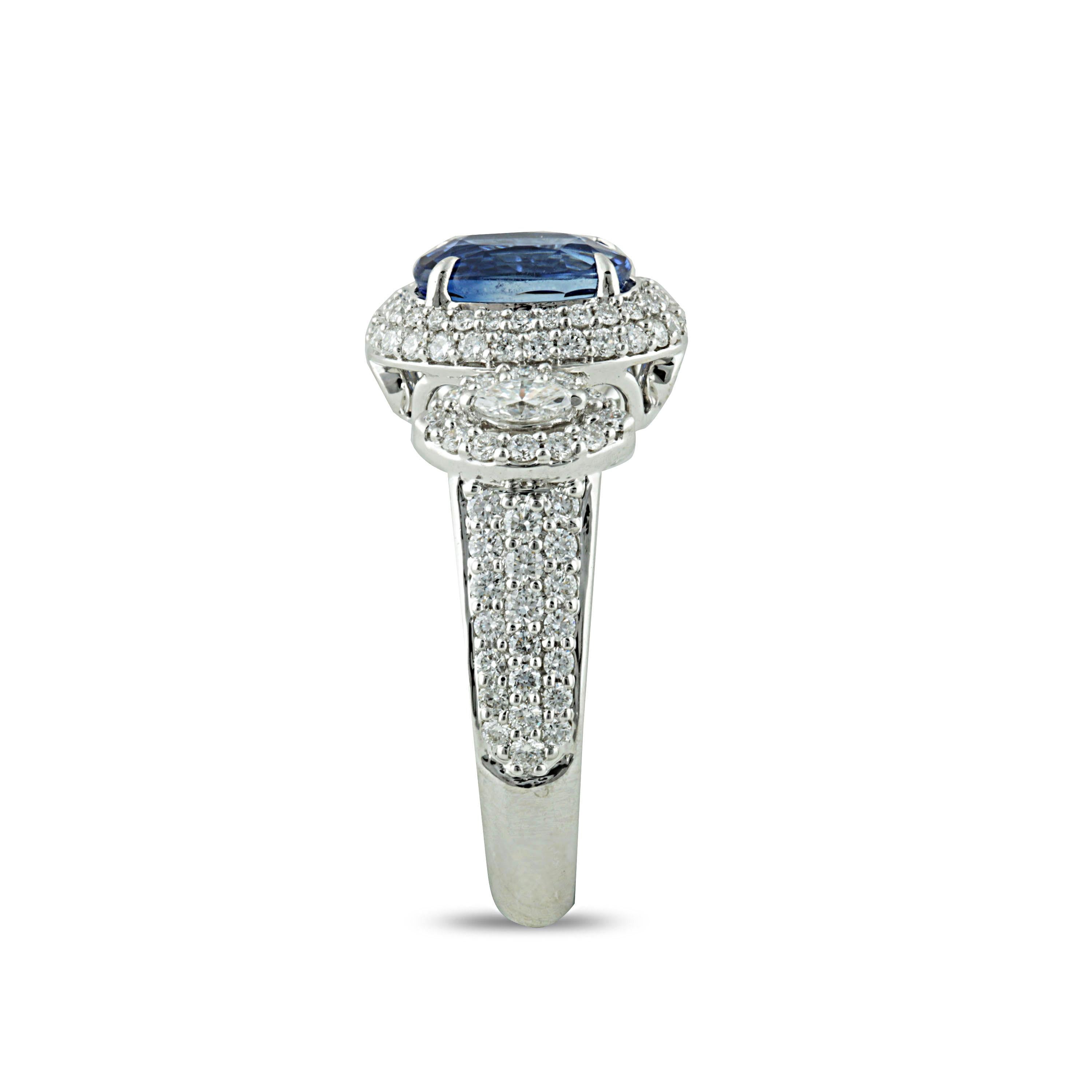 Contemporary Studio Rêves 1.68 Carat Blue Sapphire and Diamond Ring in 18 Karat White Gold