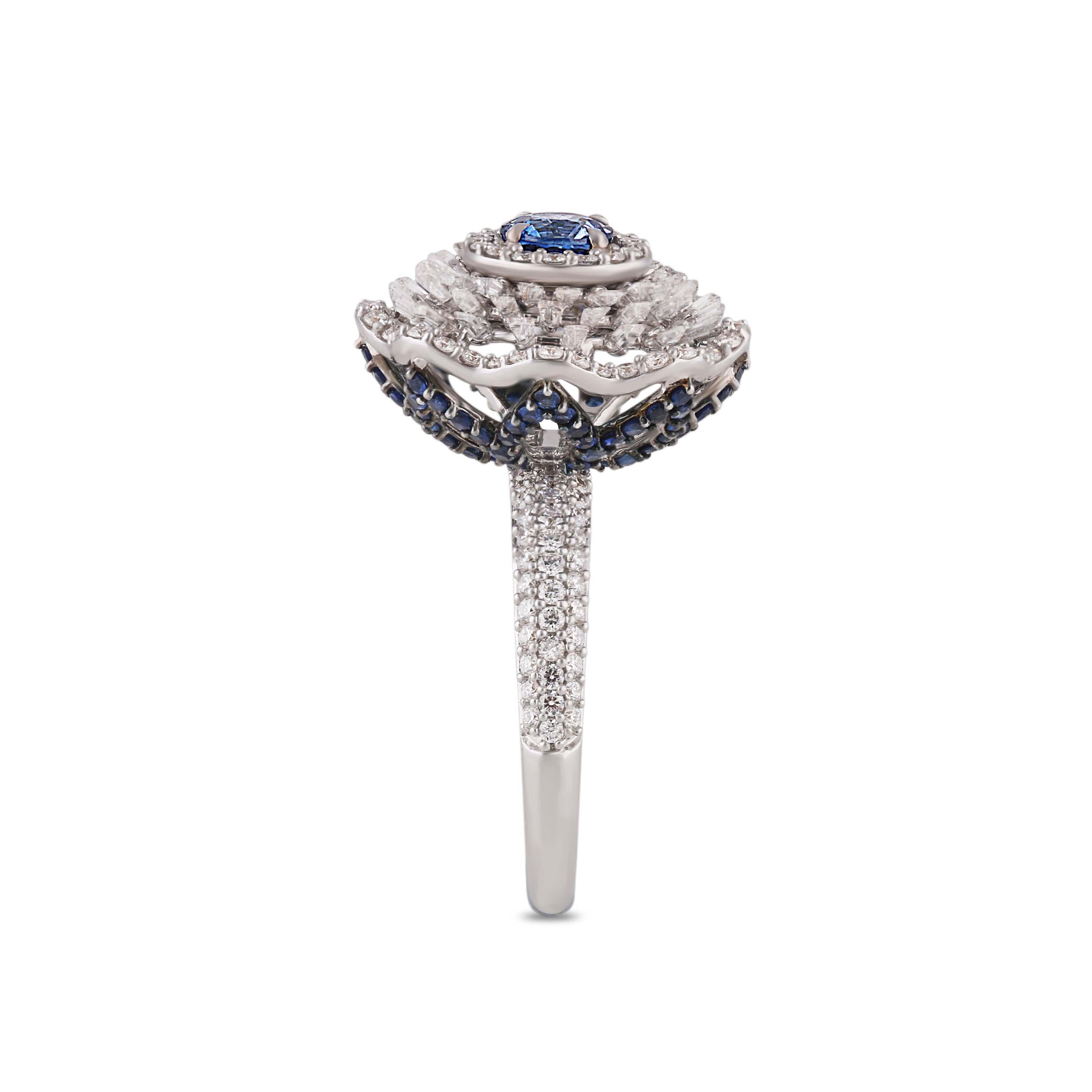 Studio Rêves Blue Sapphire and Baguette Diamonds Cocktail Ring in 18 Karat Gold In New Condition For Sale In Mumbai, Maharashtra