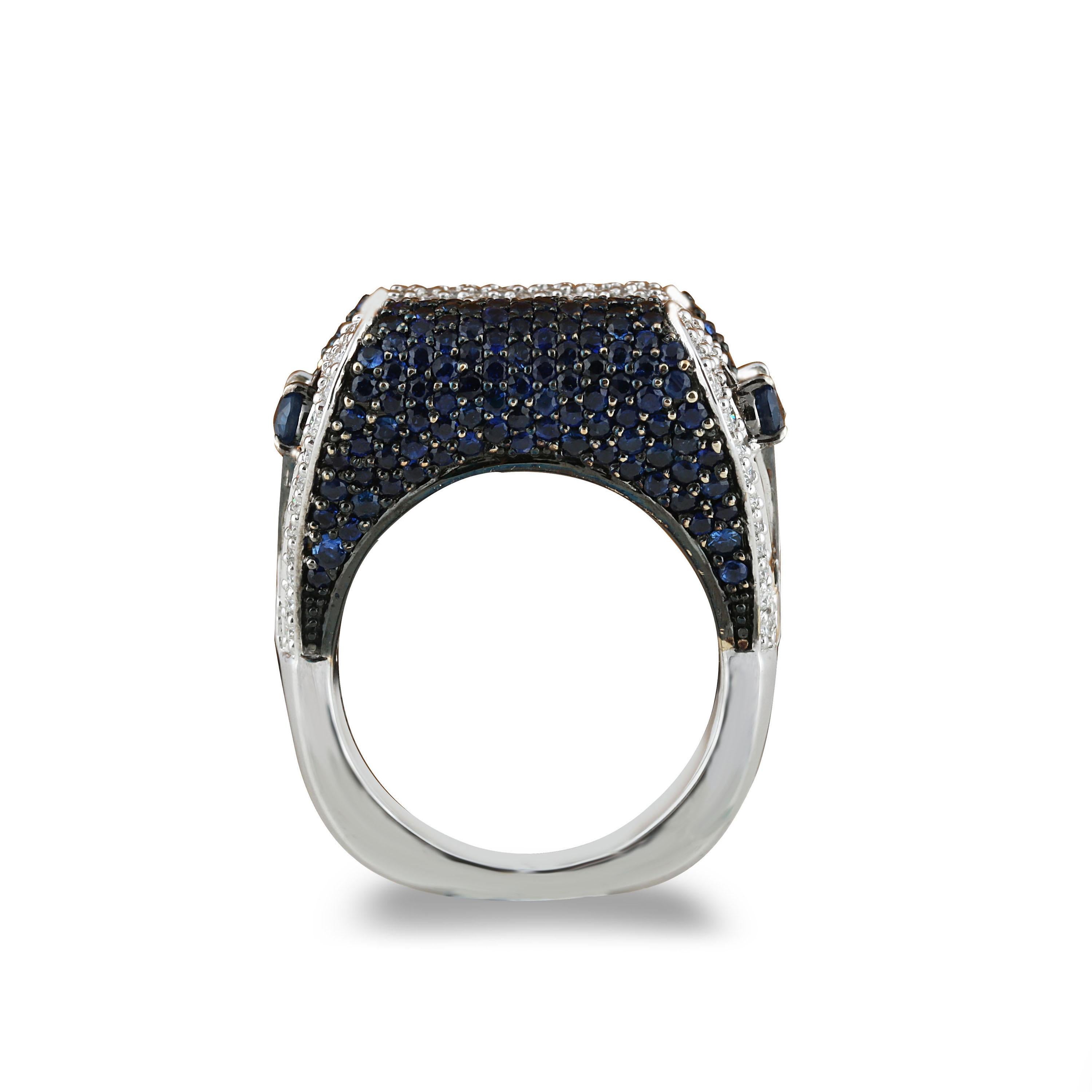 Women's Studio Rêves Blue Sapphire and Diamond Dome Ring in 18 Karat White Gold For Sale