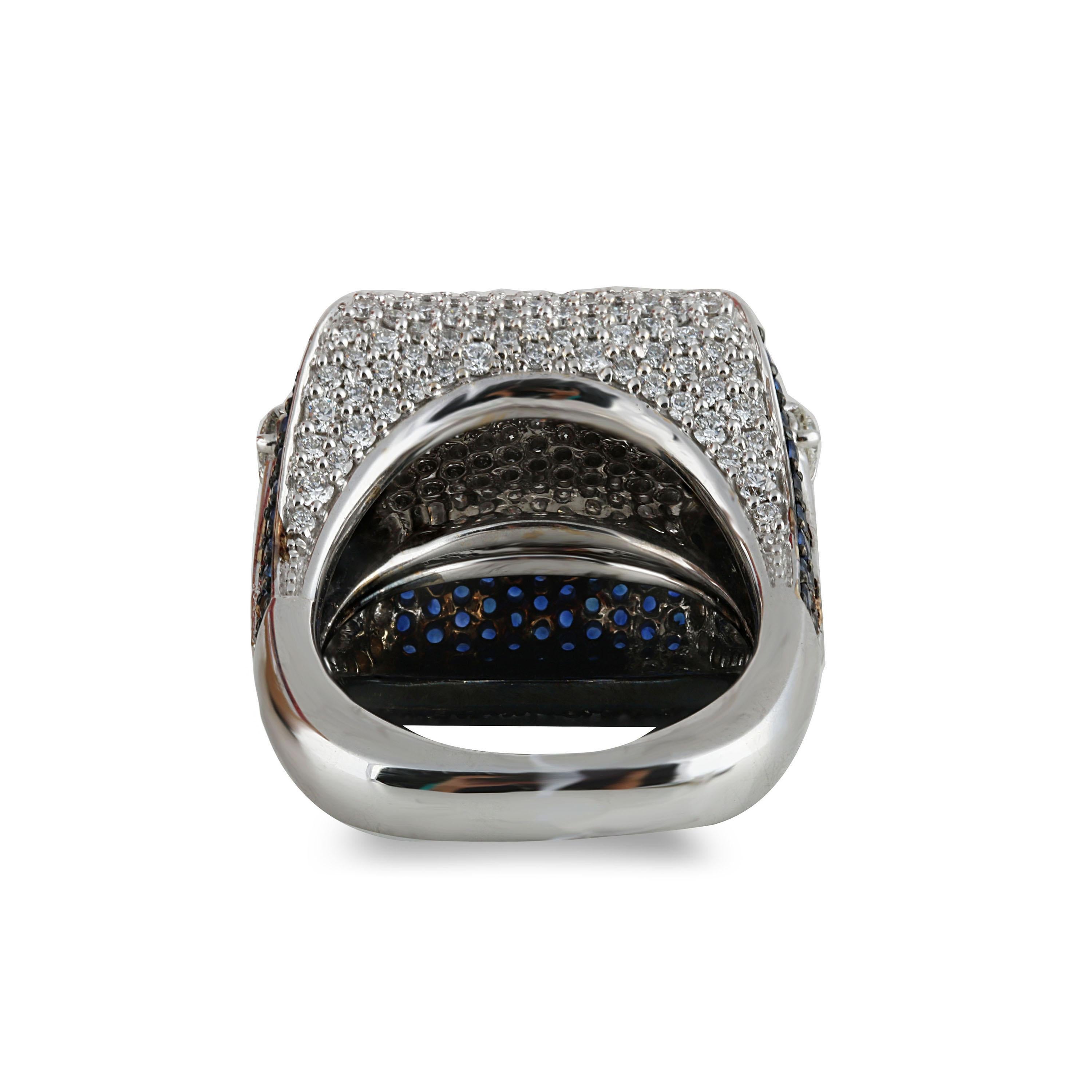 Studio Rêves Blue Sapphire and Diamond Dome Ring in 18 Karat White Gold For Sale 3