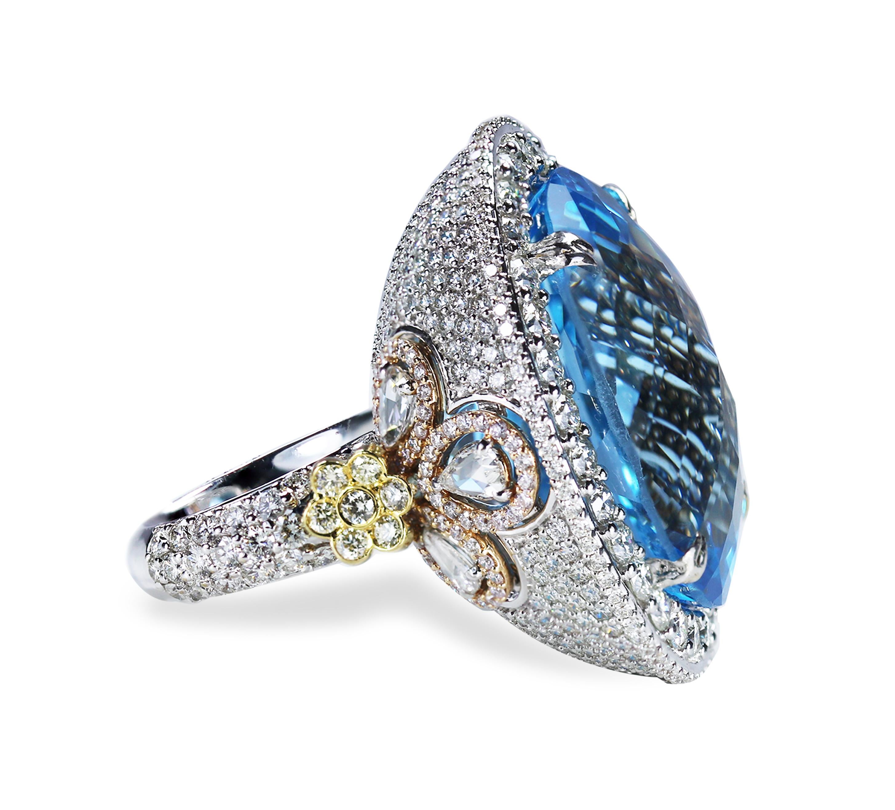 Studio Rêves Blue Topaz and Diamond Cocktail Ring in 18 Karat Gold For Sale 2