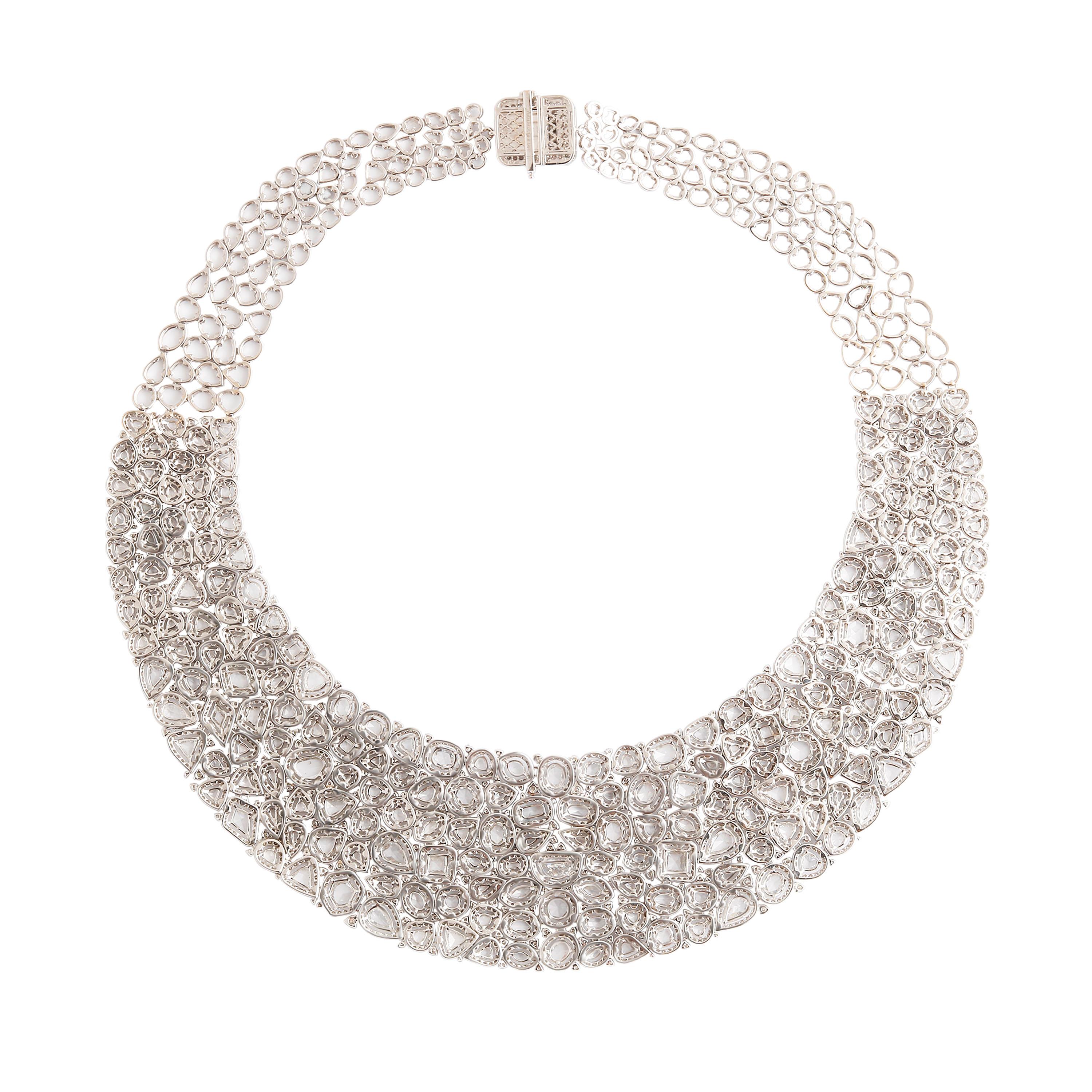 Modern Studio Rêves Cleopatra Rosecut Diamond Carpet Necklace in 18 Karat Gold For Sale