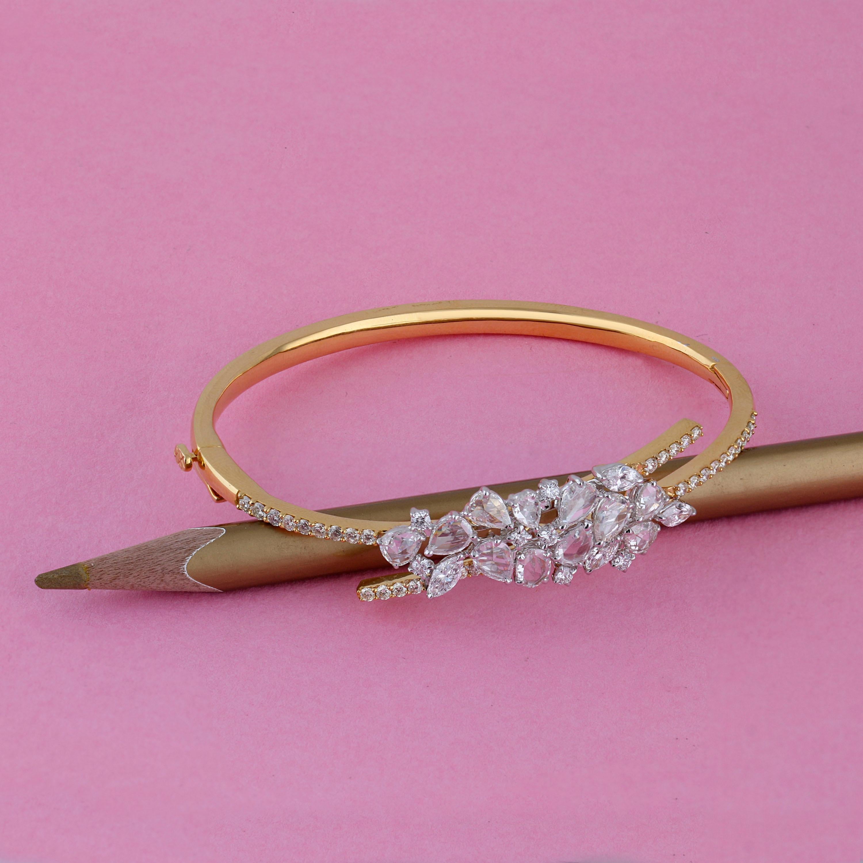 Rose Cut Studio Rêves Crest Diamond Cluster Bracelet in 18 Karat Gold For Sale