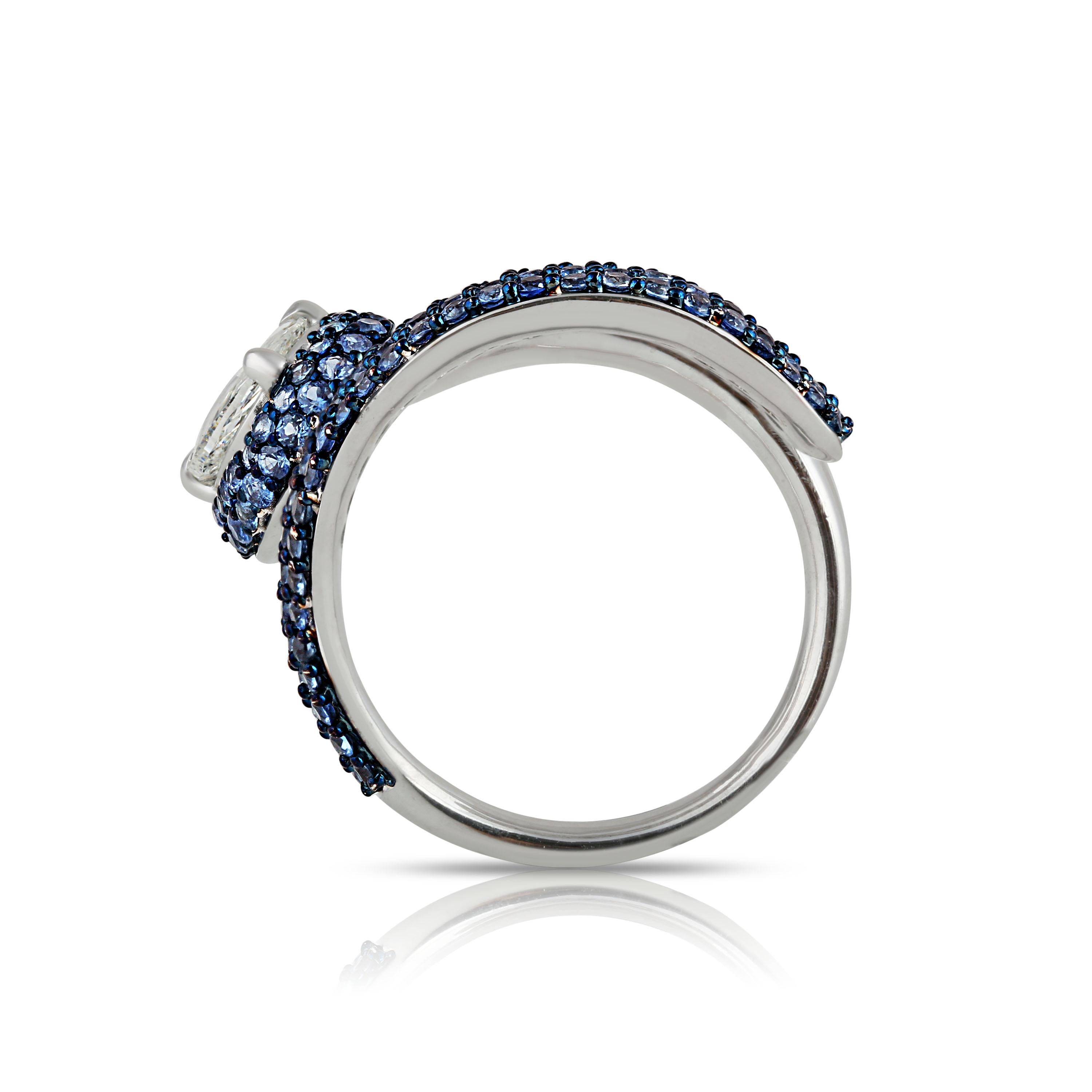 Women's Studio Rêves Diamond and Blue Sapphire Serpent Ring in 18 Karat Gold
