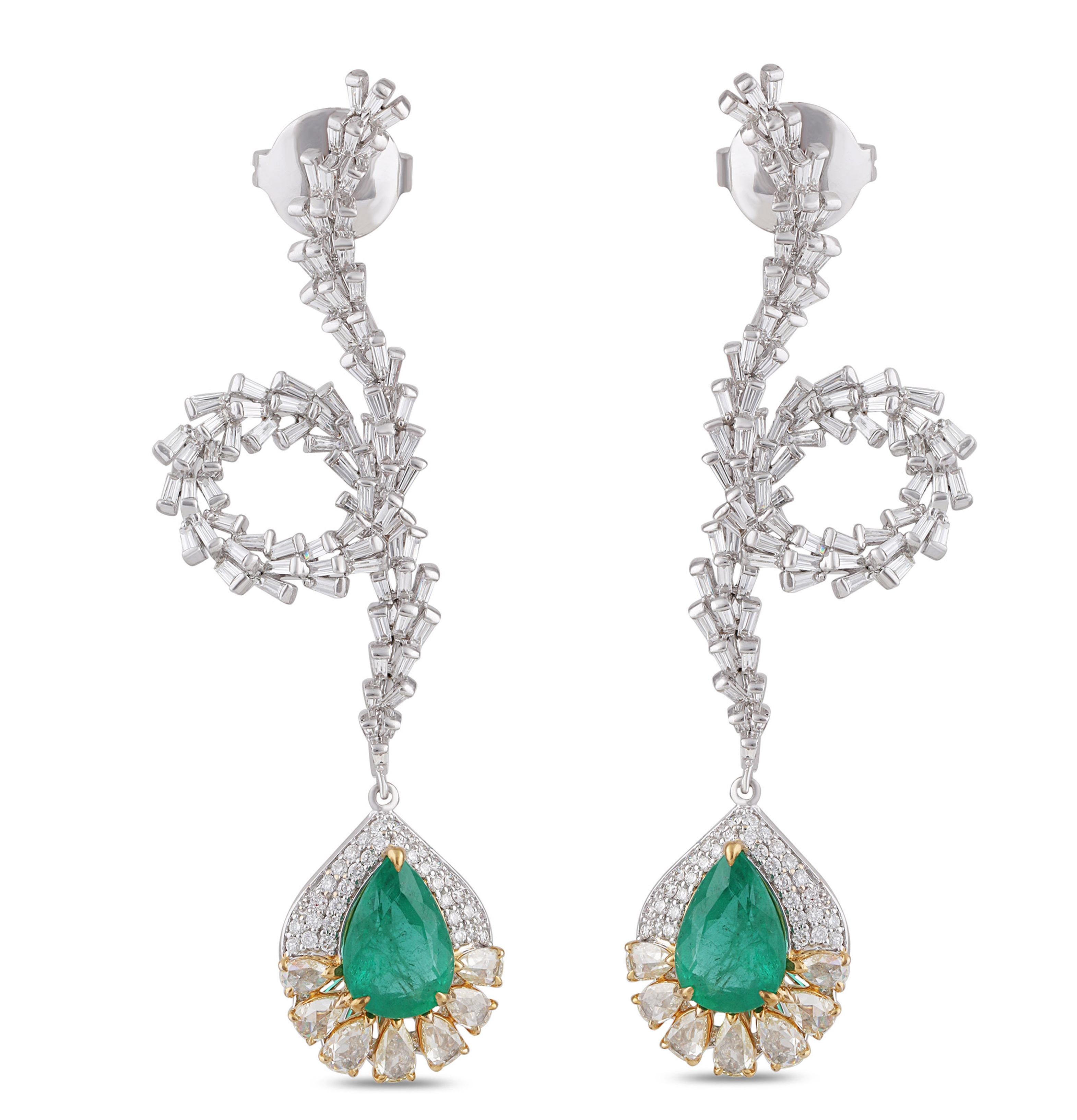 Women's Studio Rêves Diamond and Emerald Fancy Curled Dangling Earrings in 18 Karat Gold For Sale