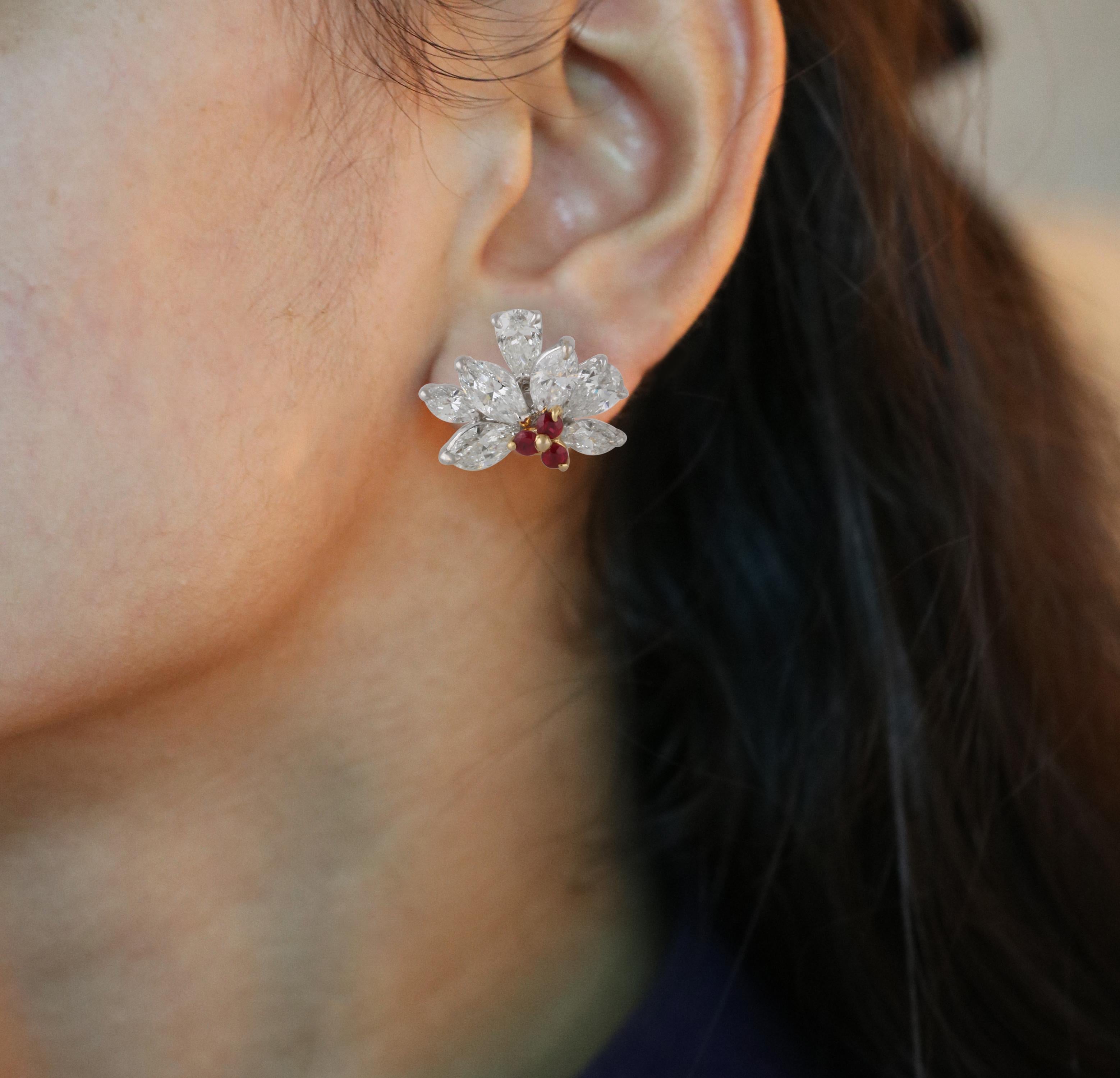 Modern Studio Rêves Diamond and Rubies Stud Earrings in 18 Karat Gold For Sale