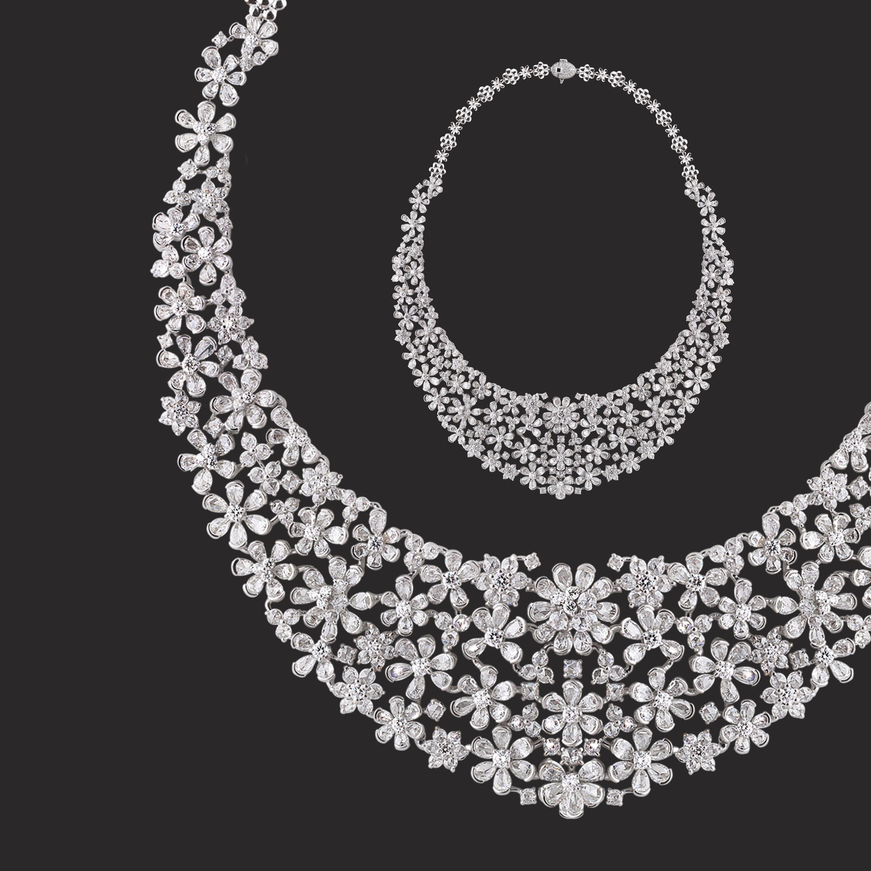 Women's Studio Rêves Diamond Floral Necklace in 18 Karat Gold For Sale