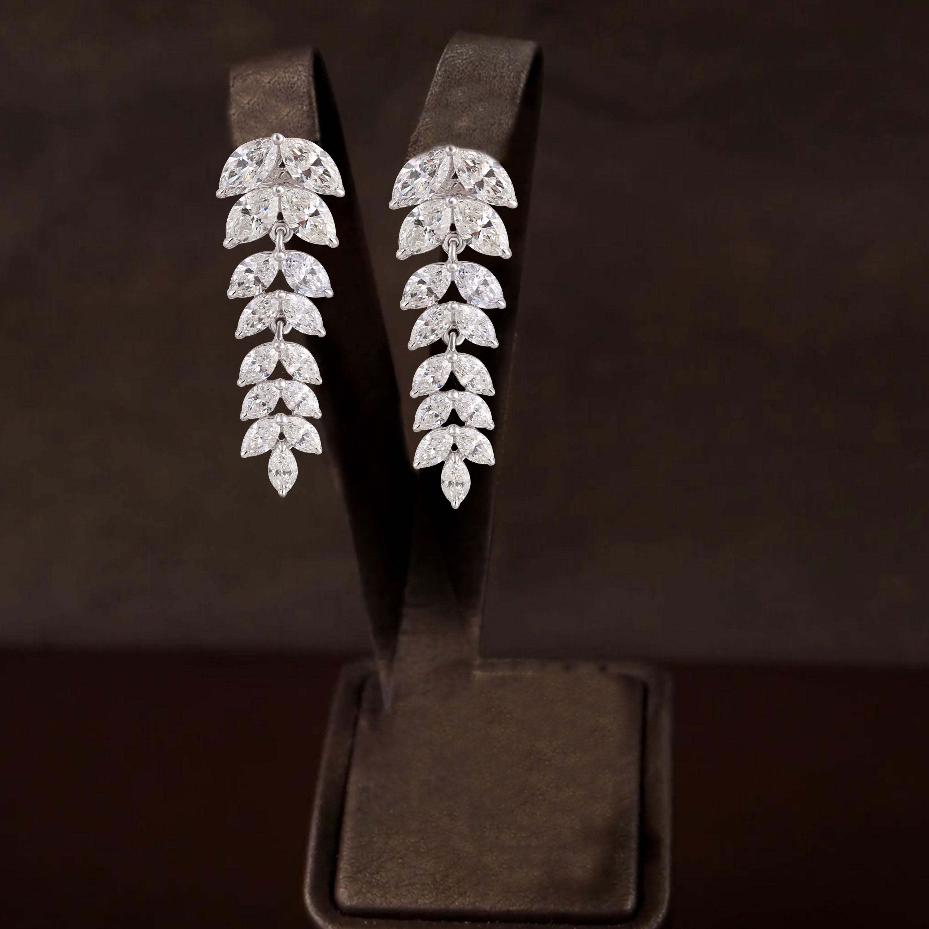 Studio Rêves Diamond Marquise Studded Earrings in 18 Karat White Gold For Sale 2